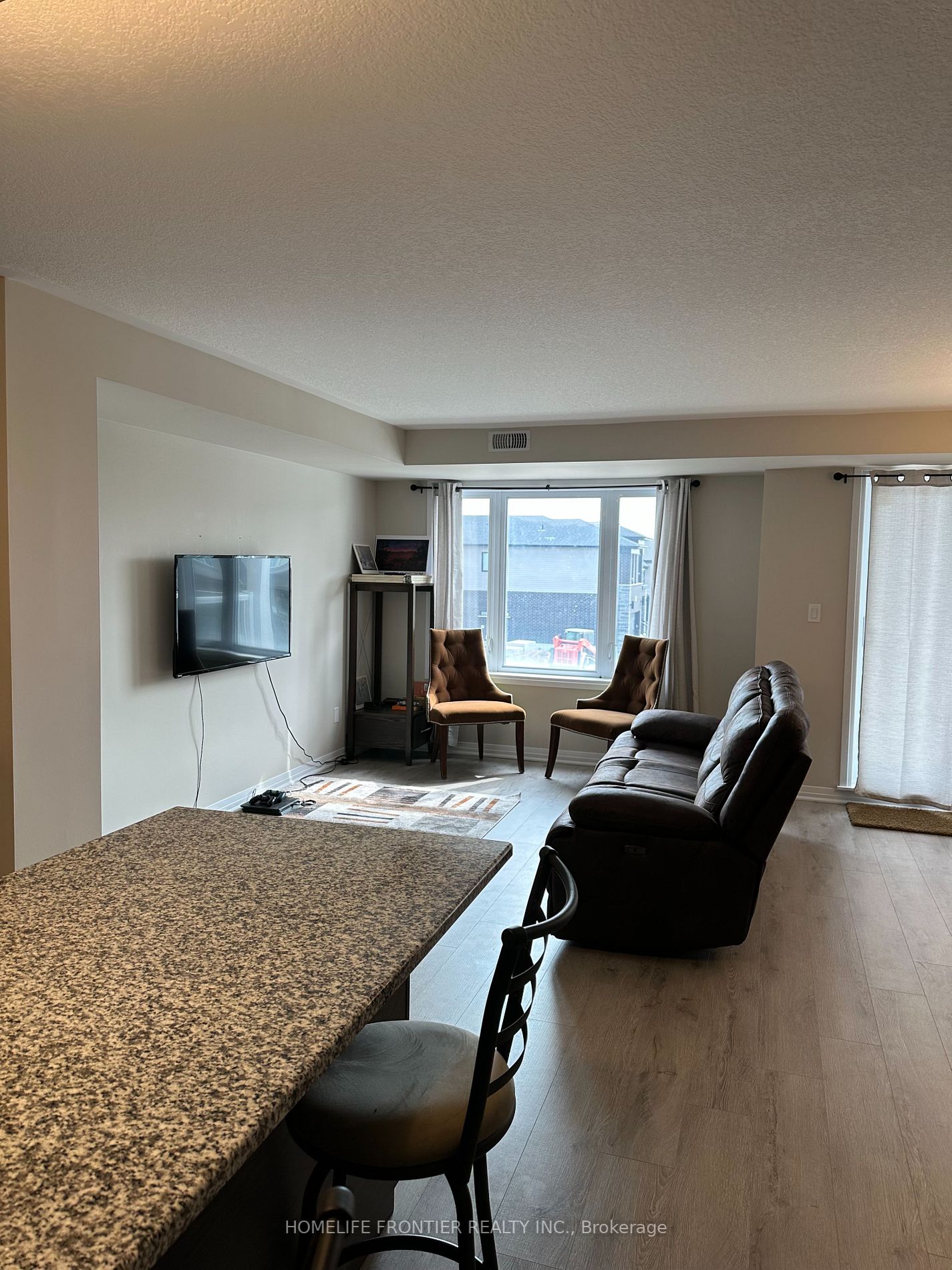 29 Valencia Avenue W, #29