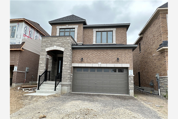 52 Lumb Dr, Cambridge
