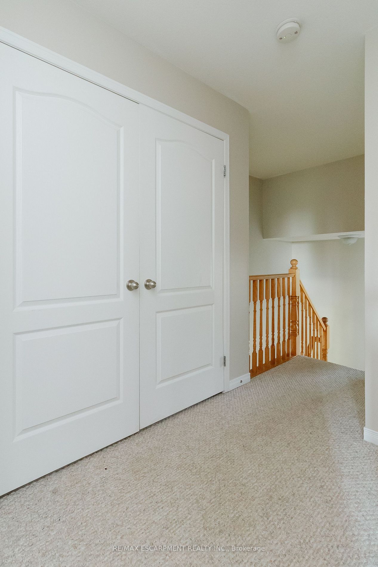 55 BANKFIELD Crescent