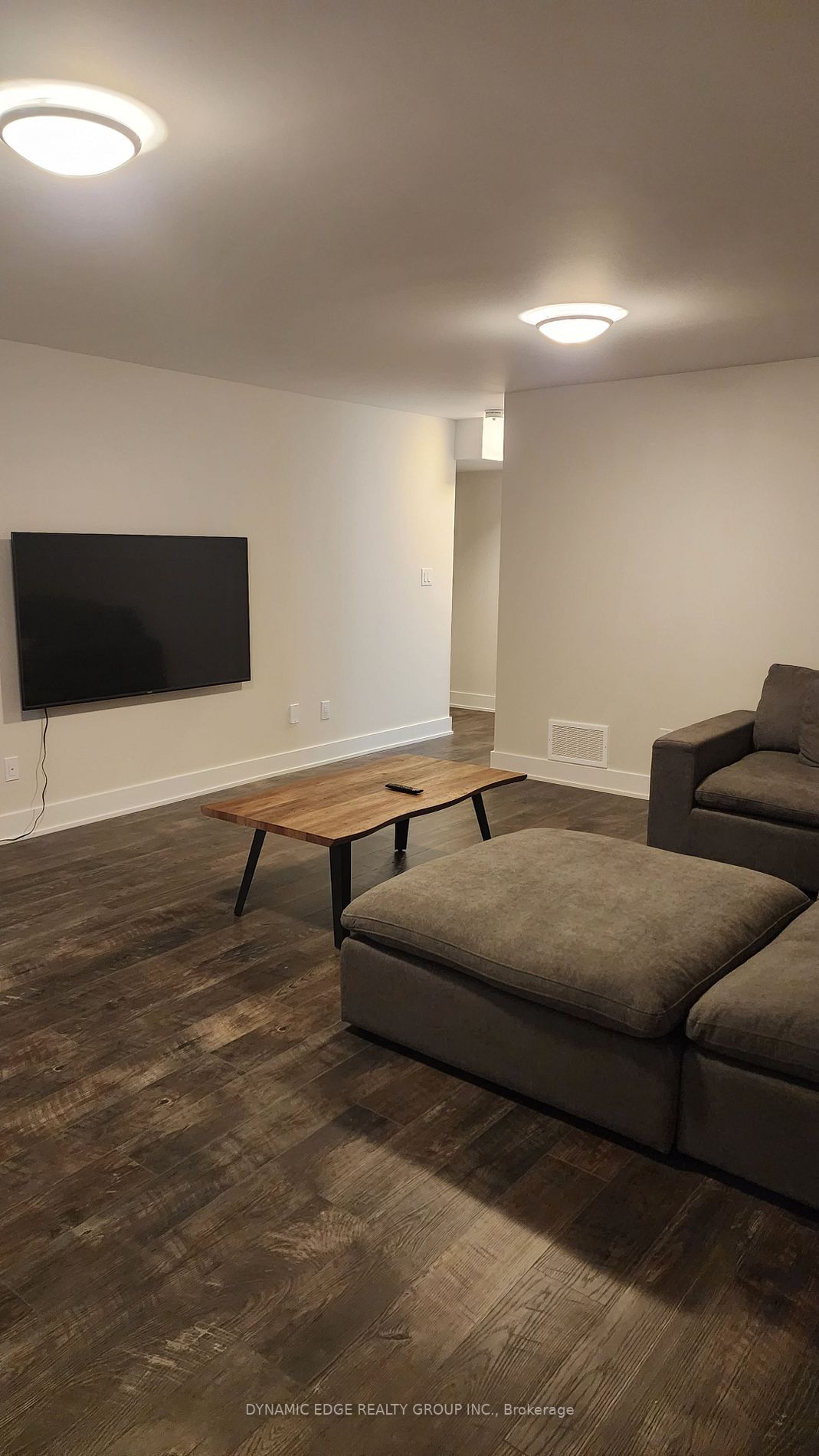 163 Courtland Street