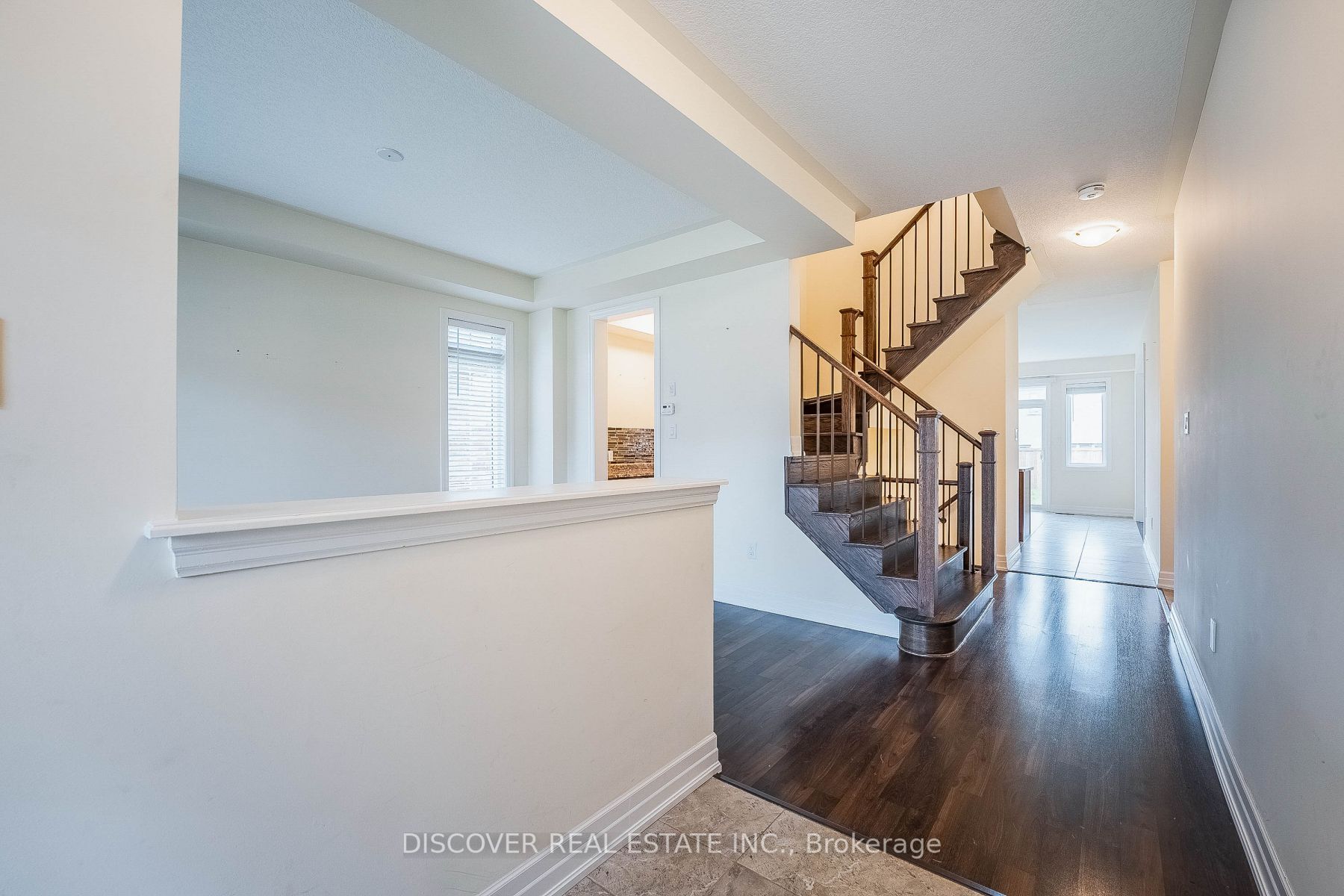 9486 Tallgrass Ave