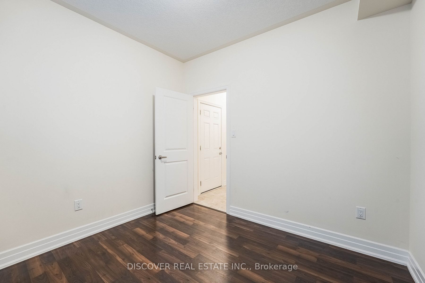 9486 Tallgrass Ave