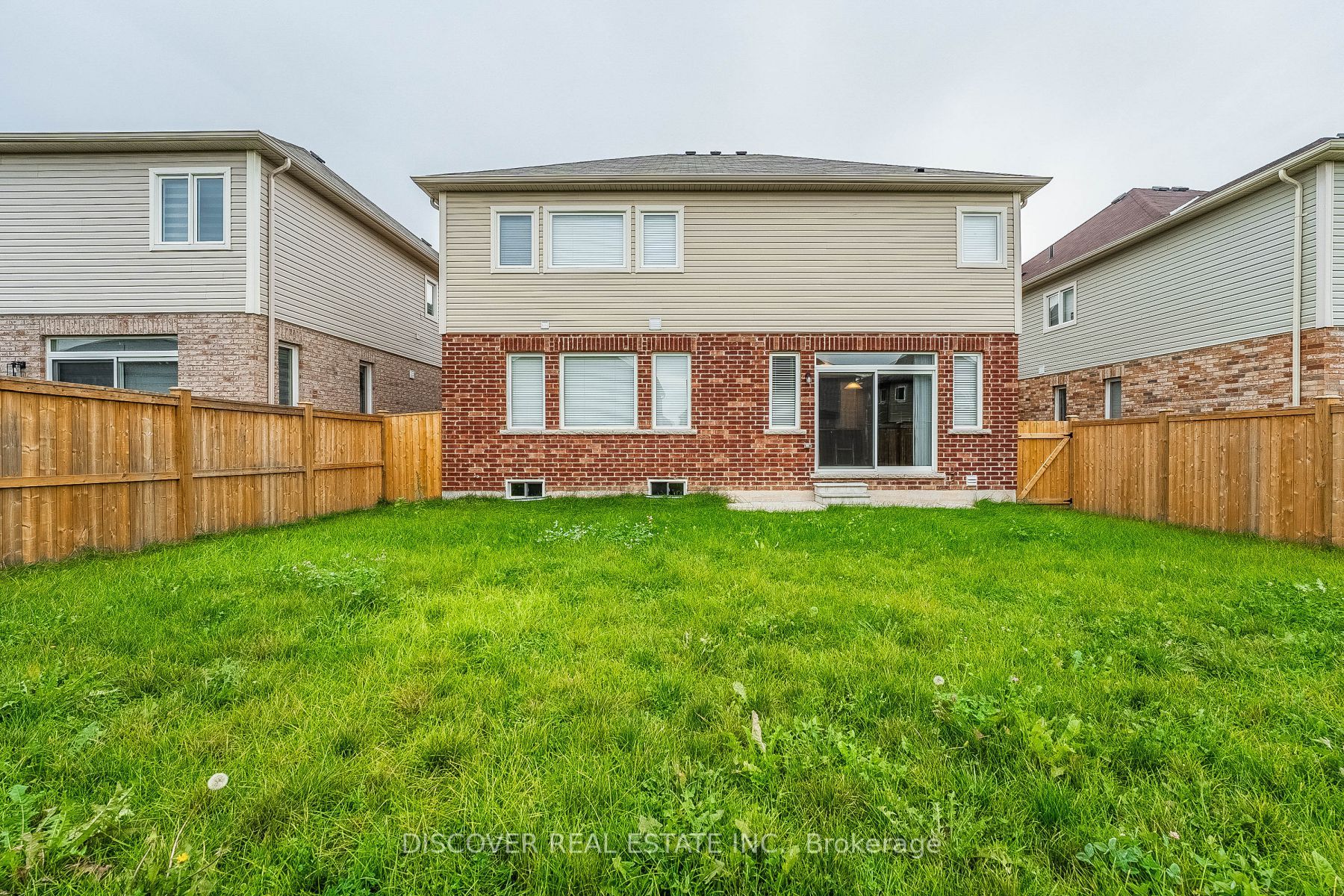 9486 Tallgrass Ave