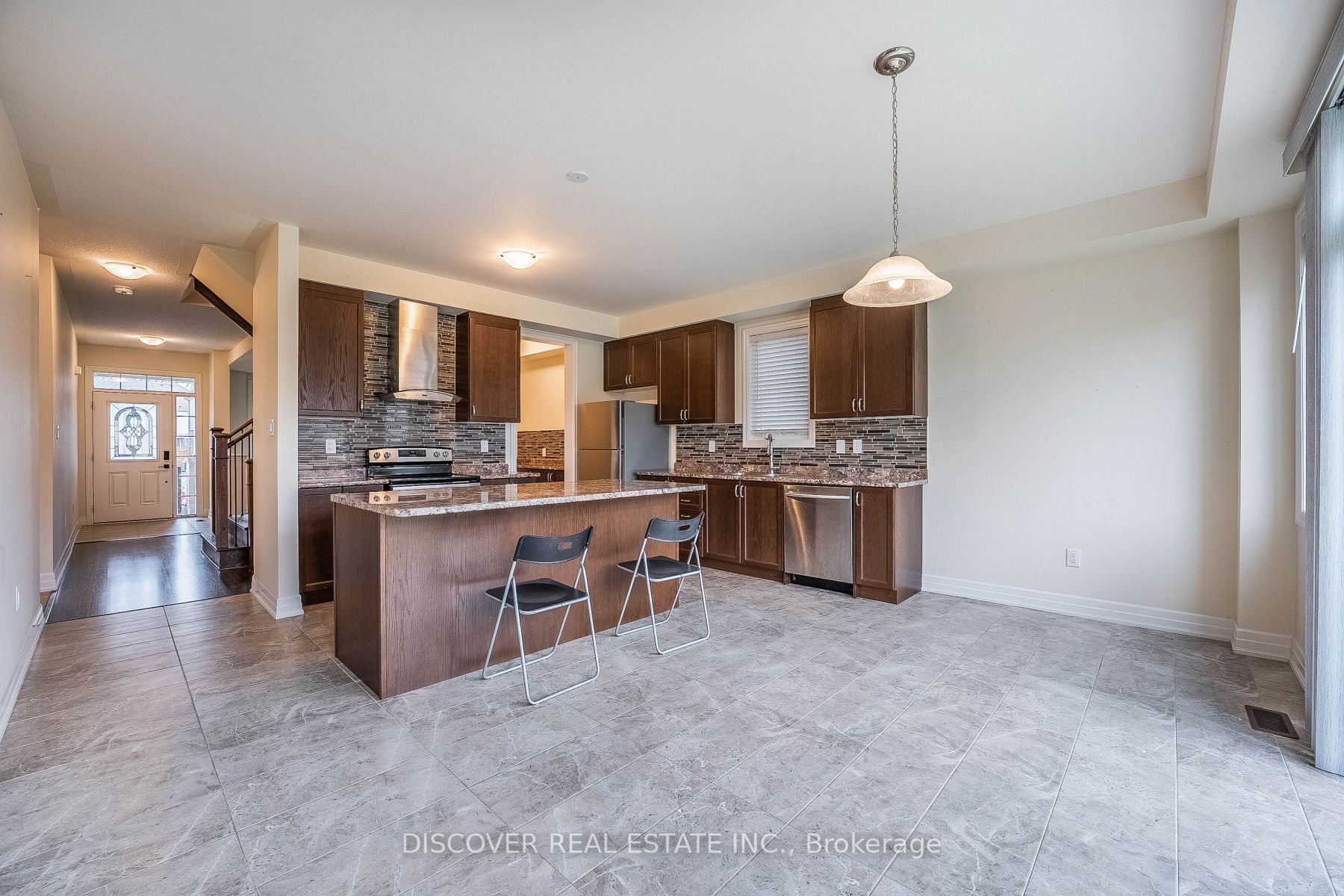 9486 Tallgrass Ave