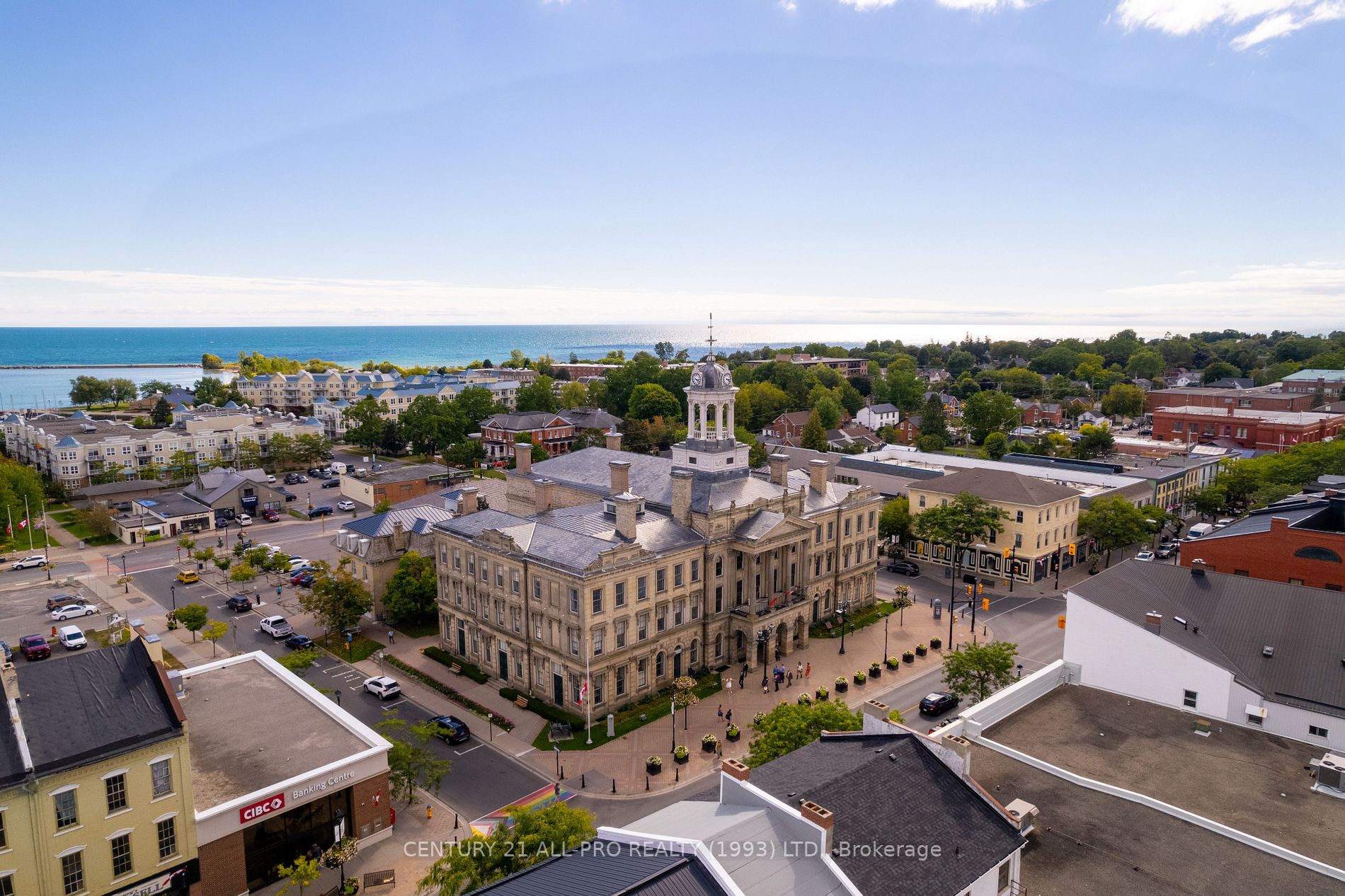 323 George St W, #207