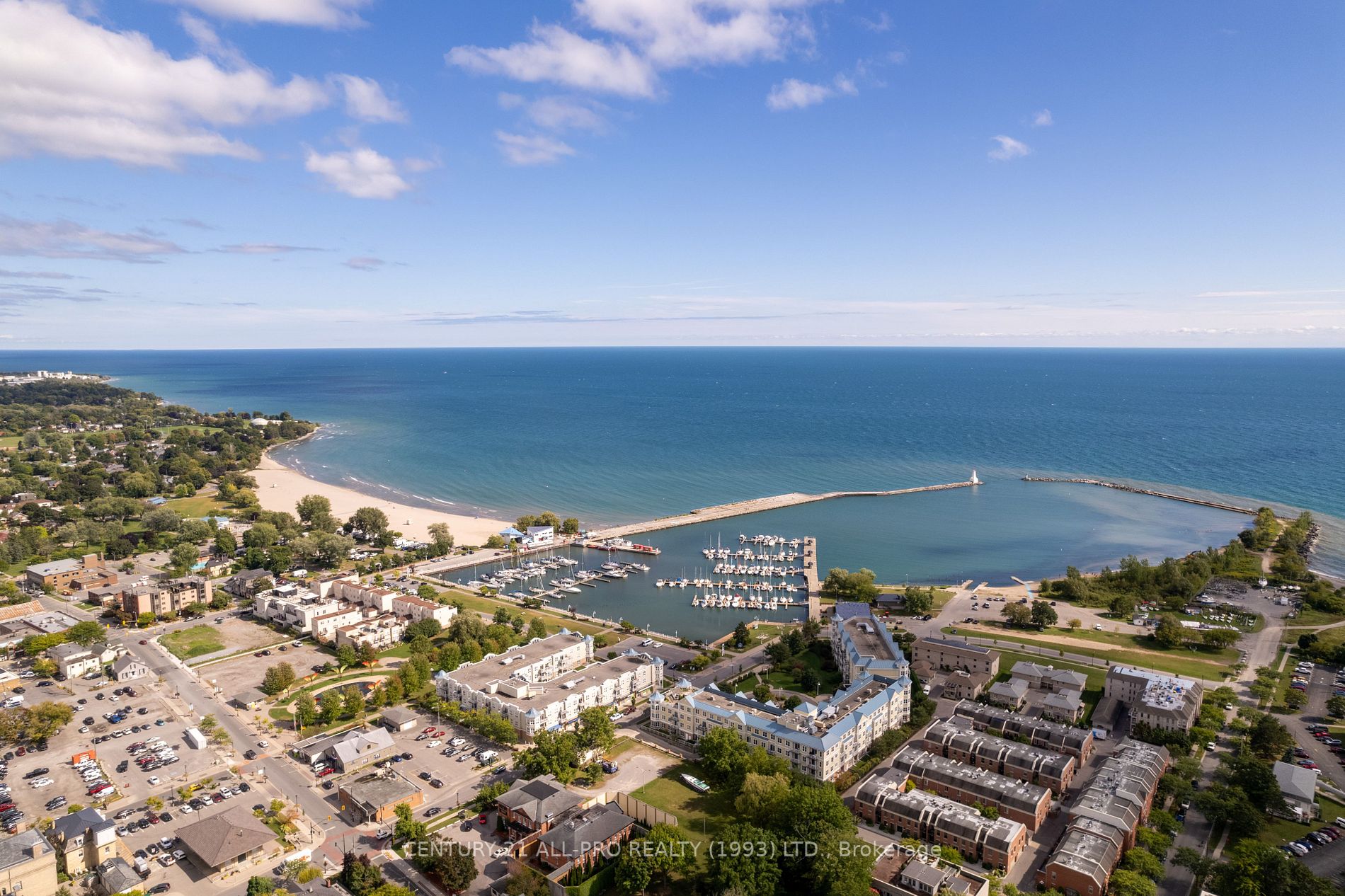 323 George St W, #207