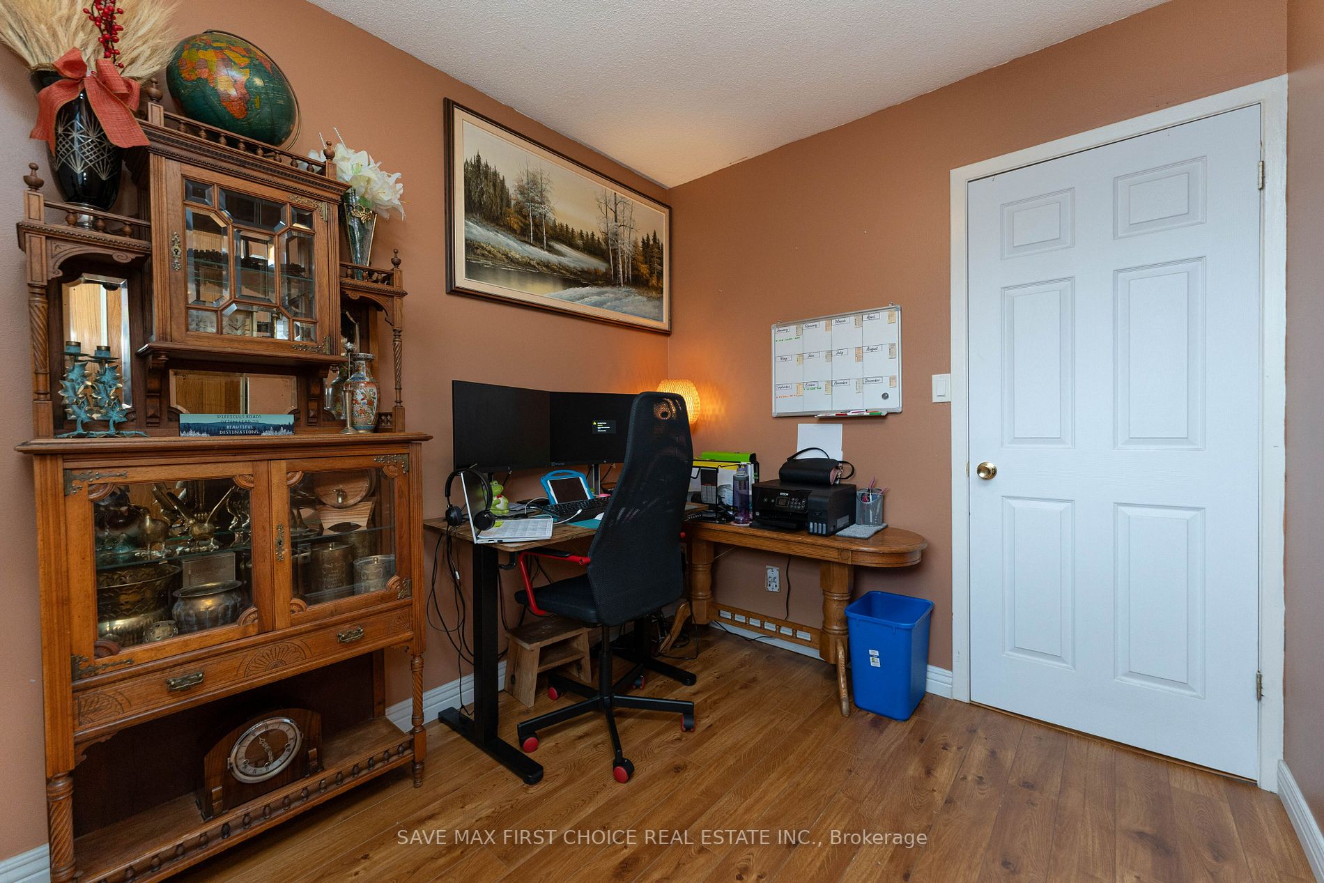 122 Lakeshore Rd, #8