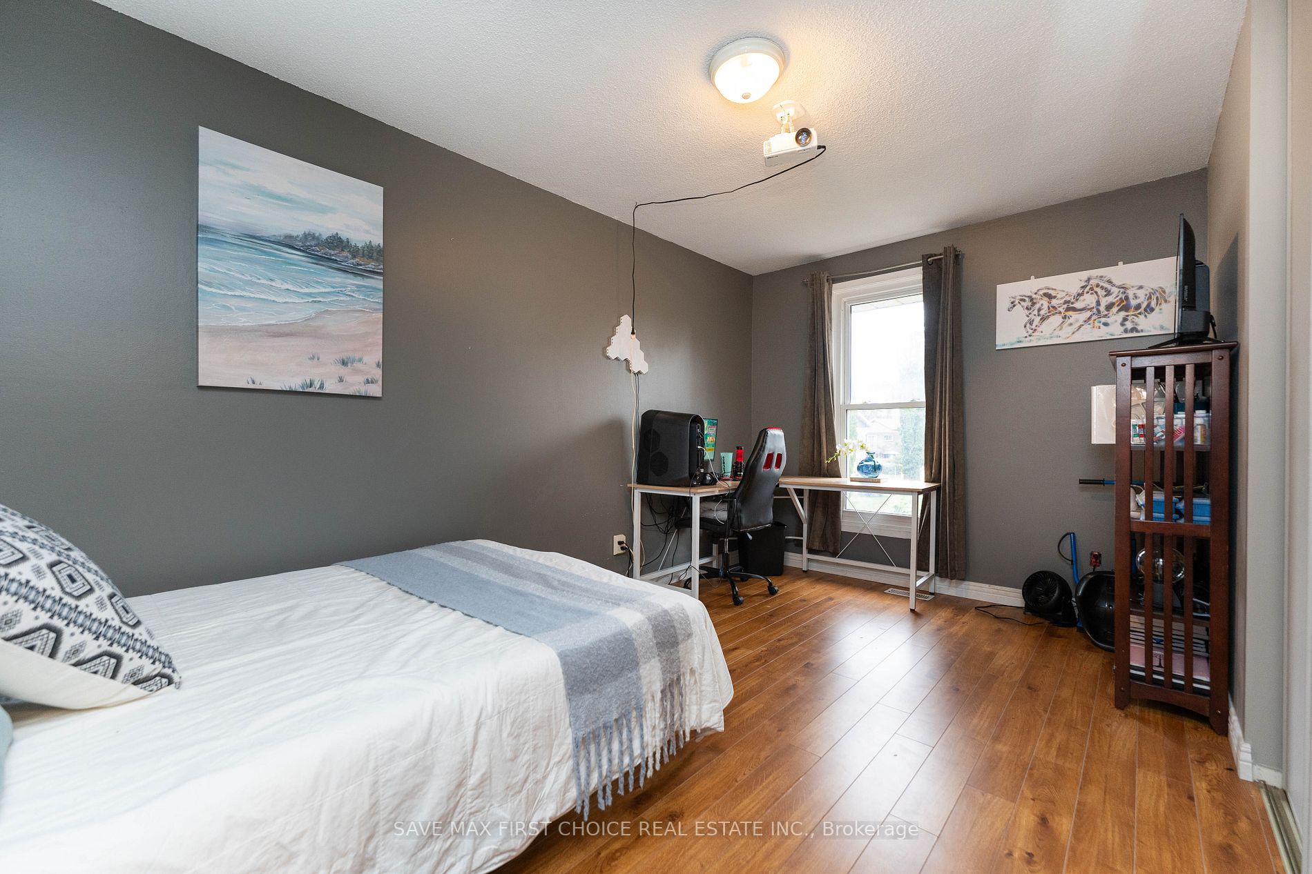 122 Lakeshore Rd, #8