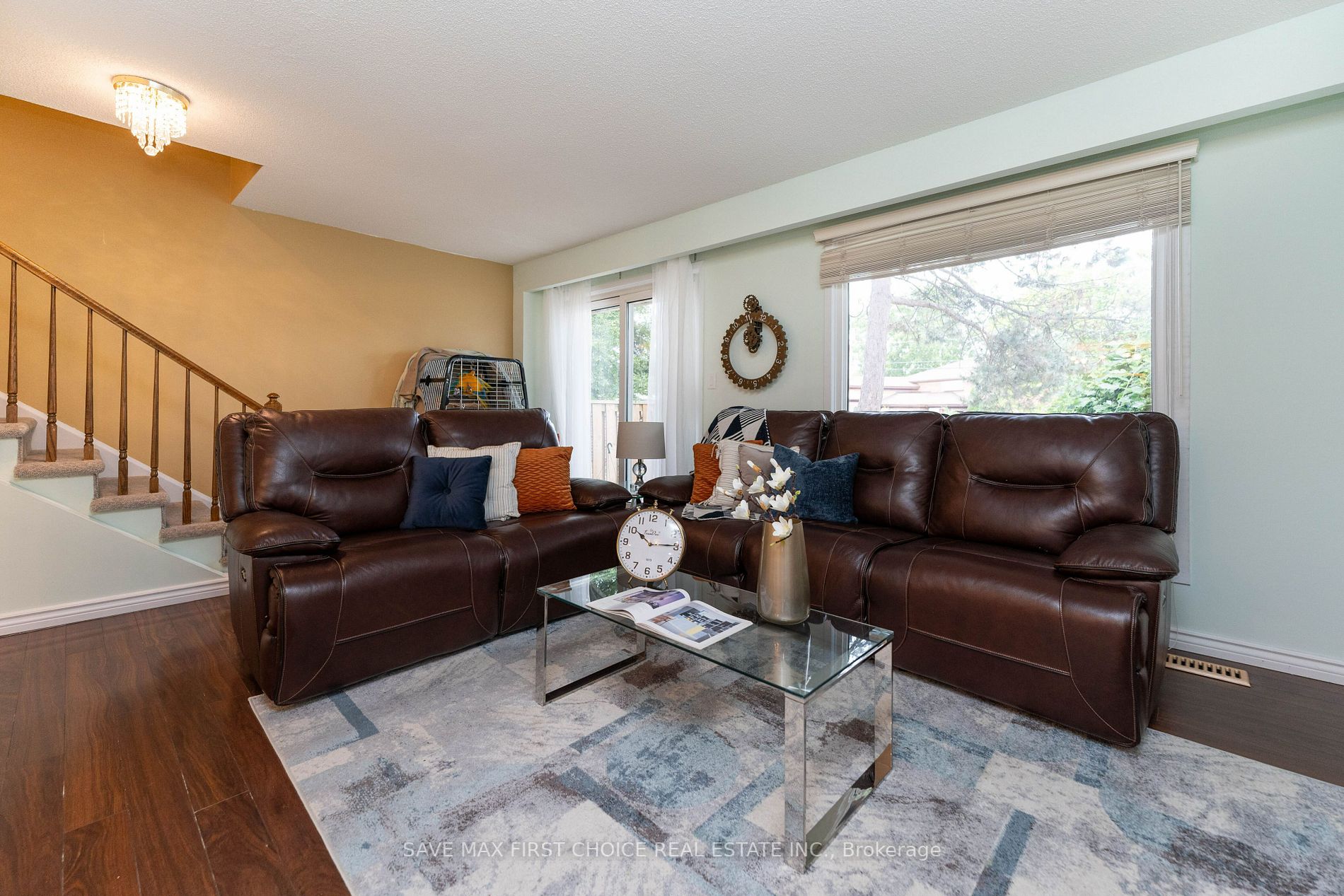 122 Lakeshore Rd, #8