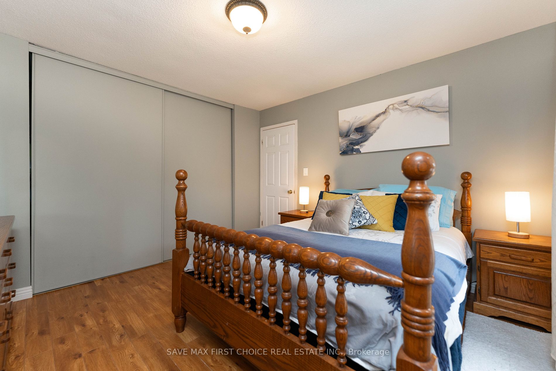 122 Lakeshore Rd, #8