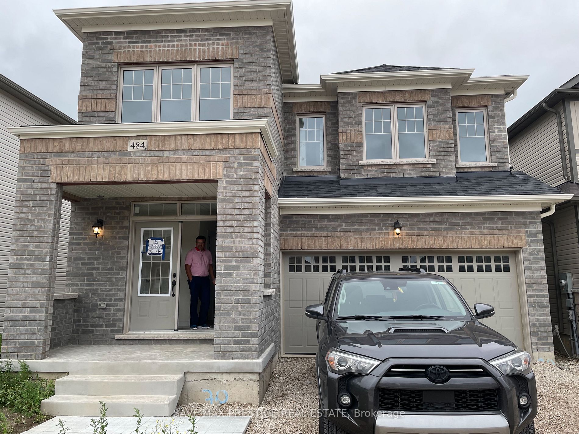 484 Black Cherry Cres W