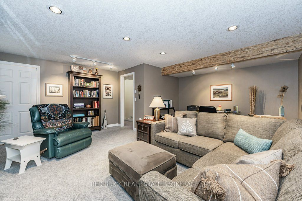 45 Ptarmigan Dr
