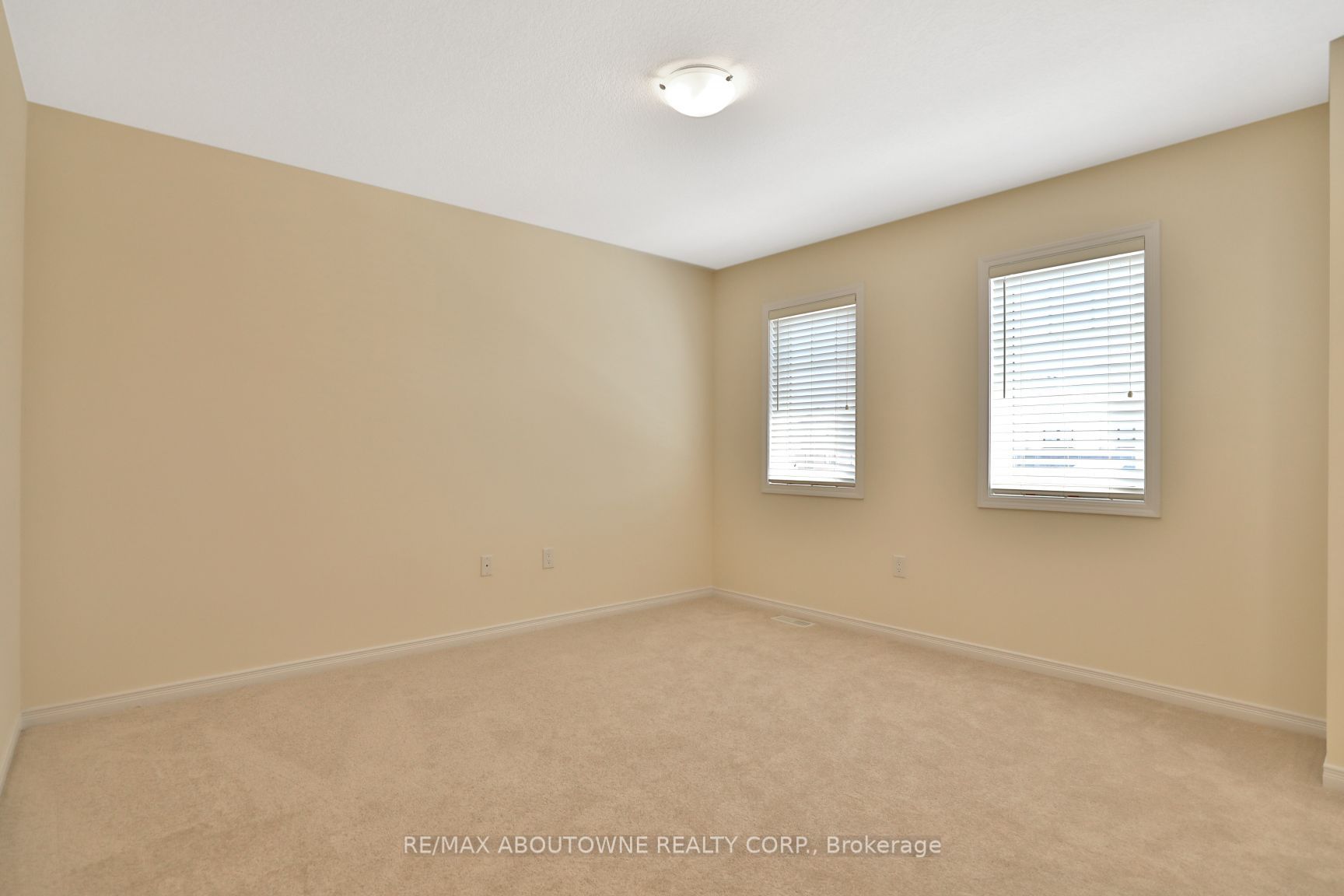7 Pagebrook Cres