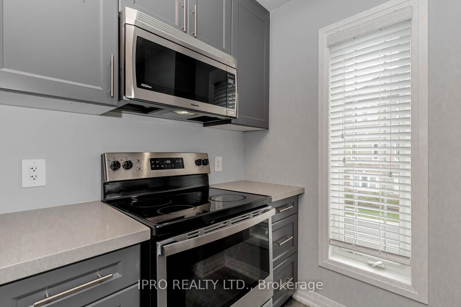19 Laguna Village Crescent