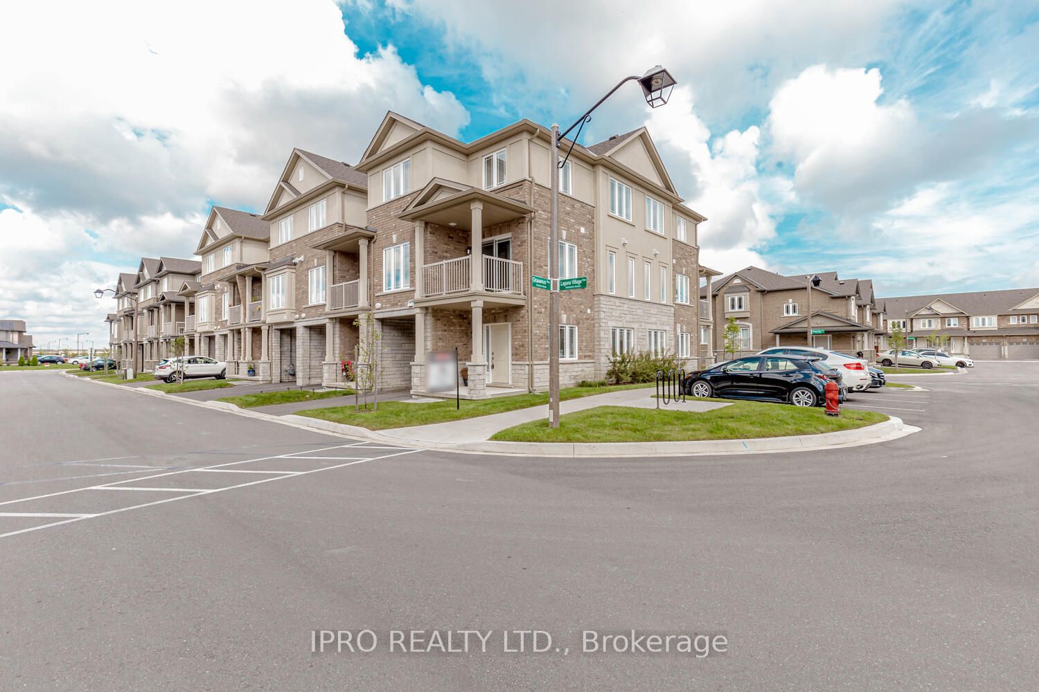 19 Laguna Village Crescent