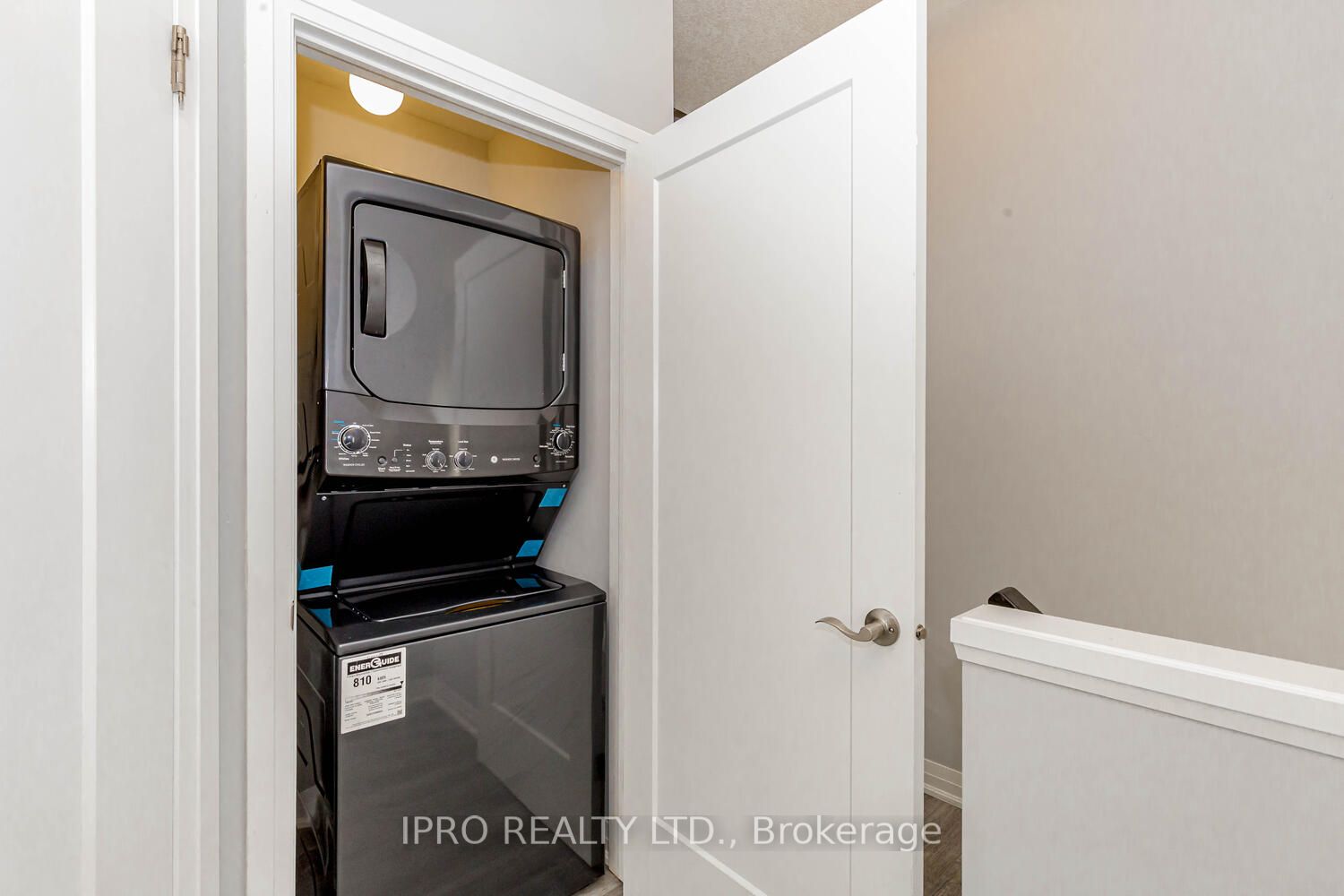 19 Laguna Village Crescent