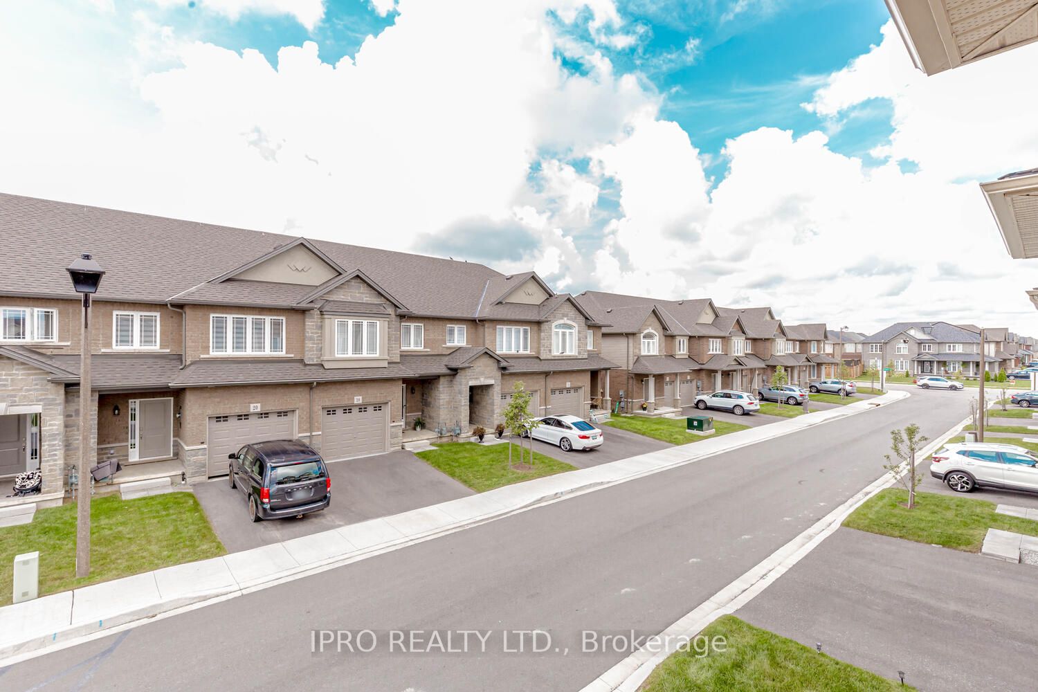 19 Laguna Village Crescent