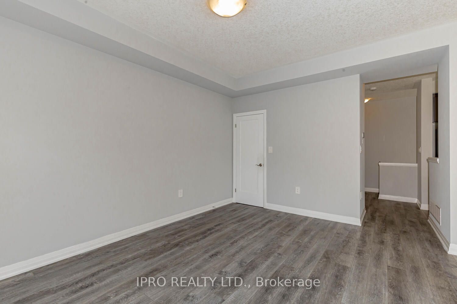 19 Laguna Village Crescent