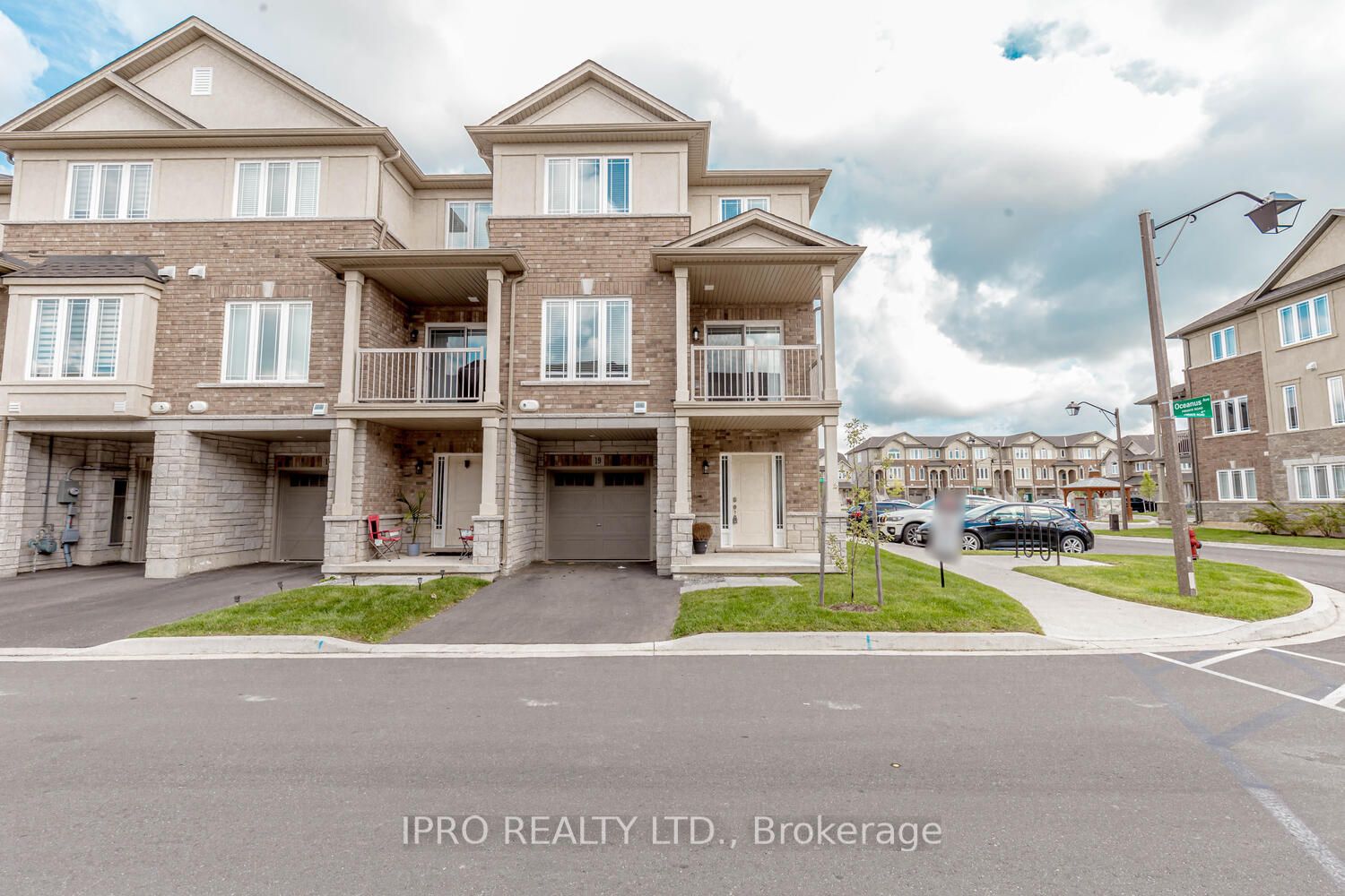19 Laguna Village Crescent
