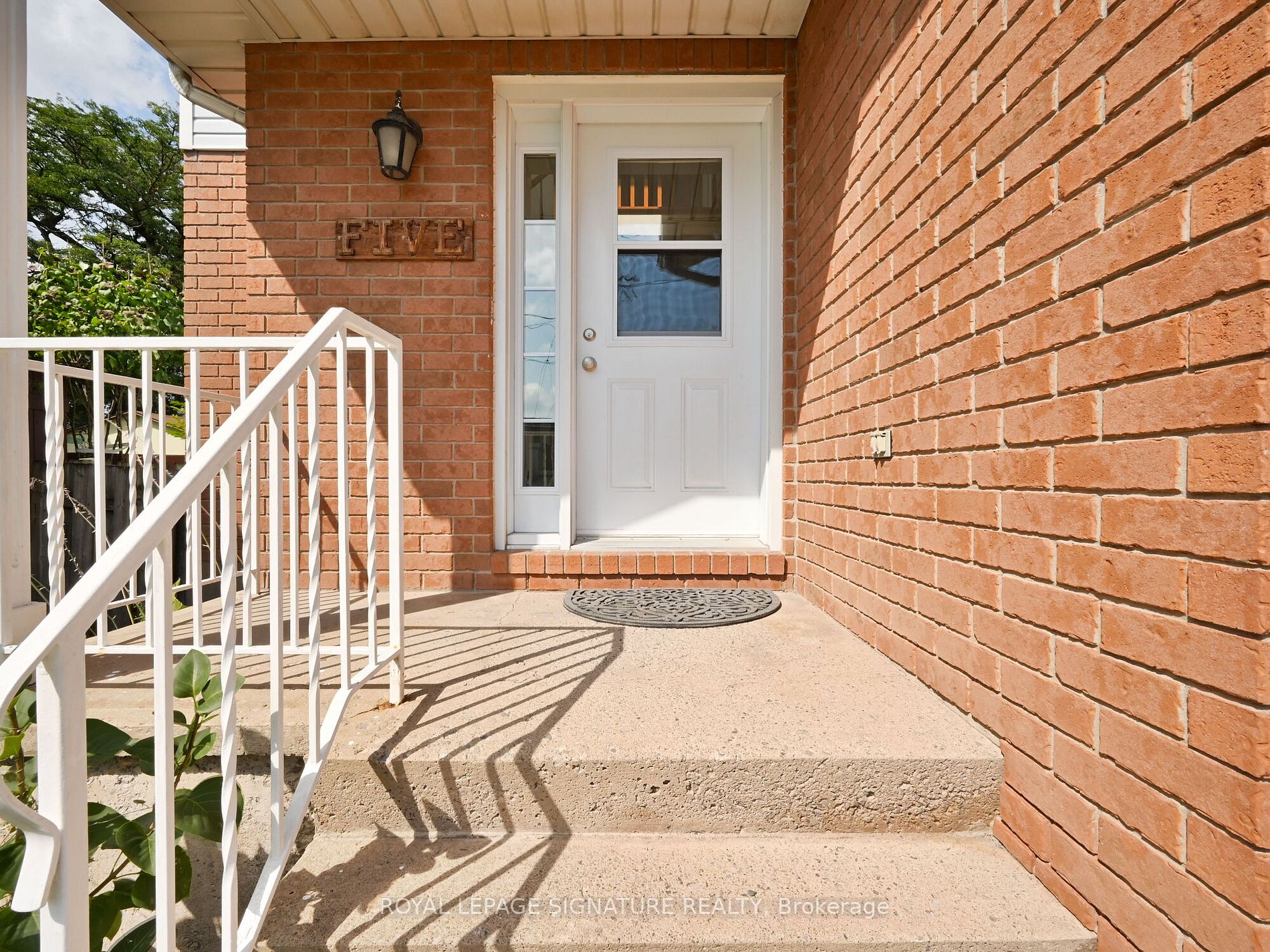 5 Delaware St