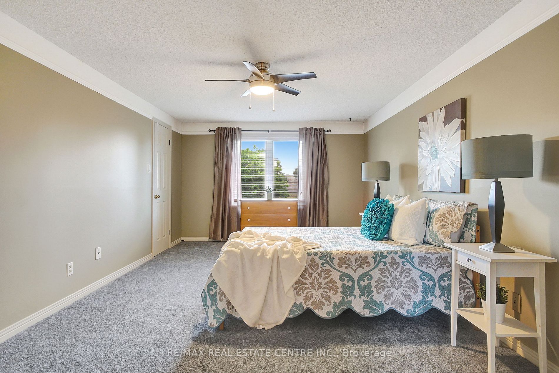 61 Chartwell Court