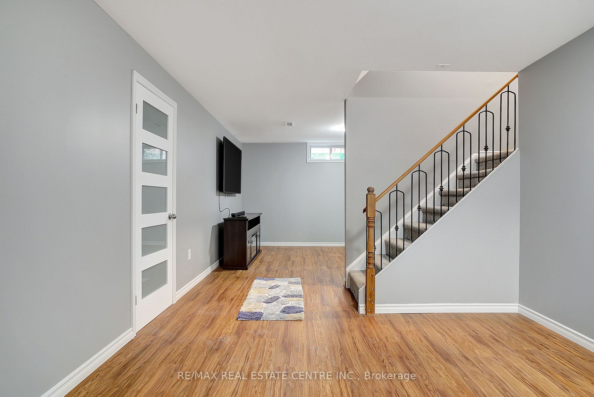 61 Chartwell Court