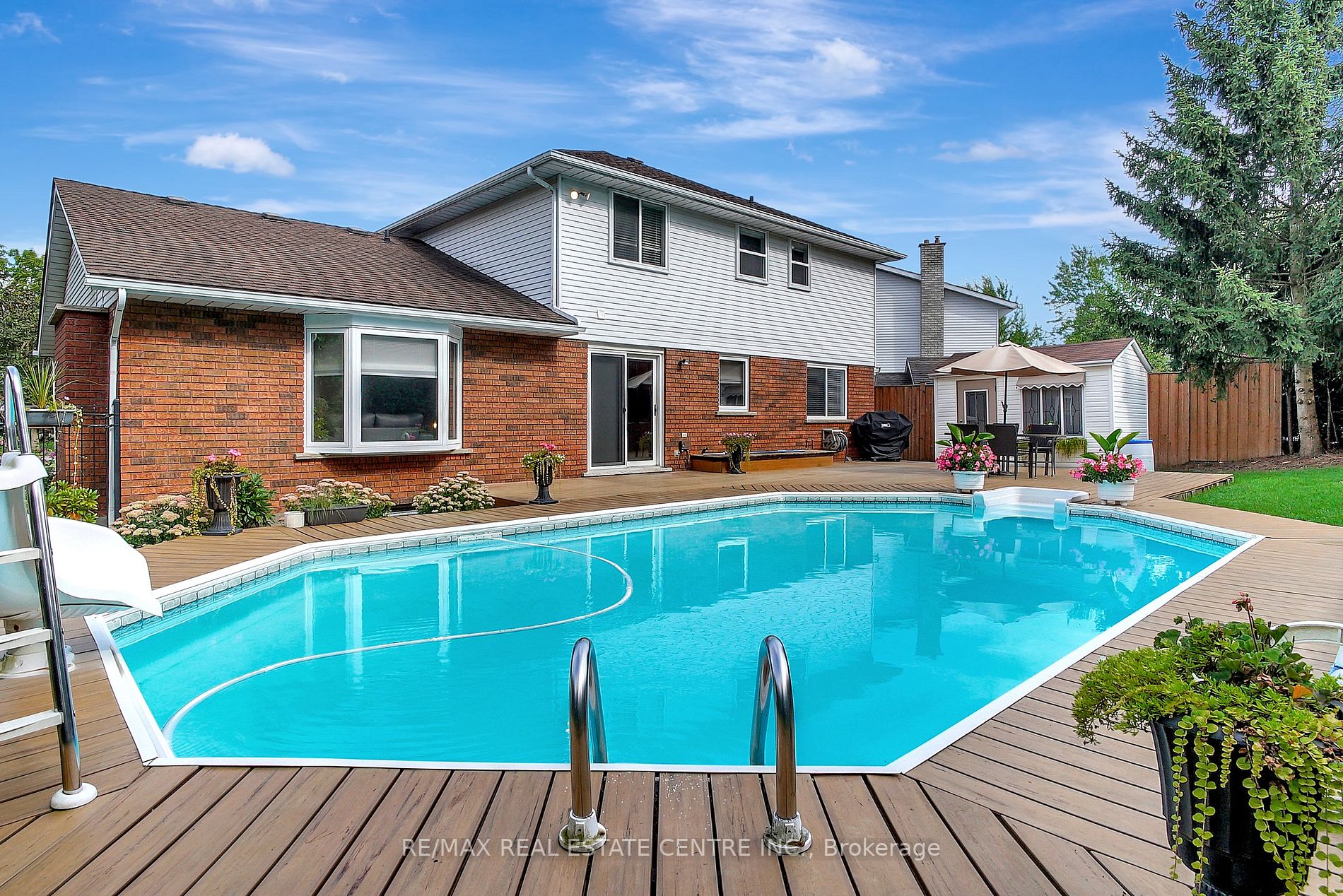 61 Chartwell Court