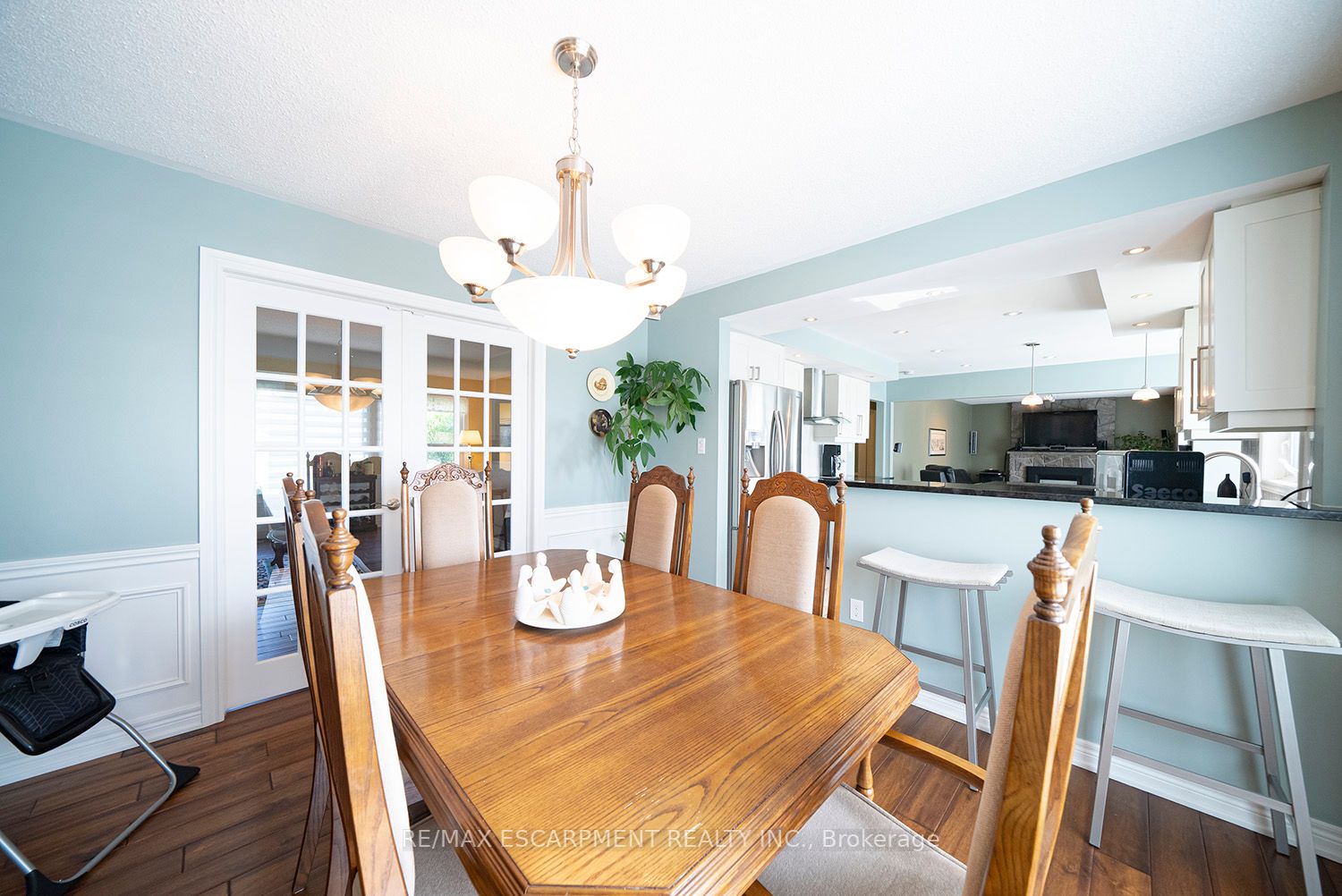 16 Sunflower Crescent