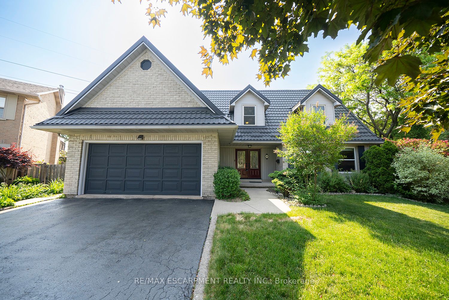 16 Sunflower Cres