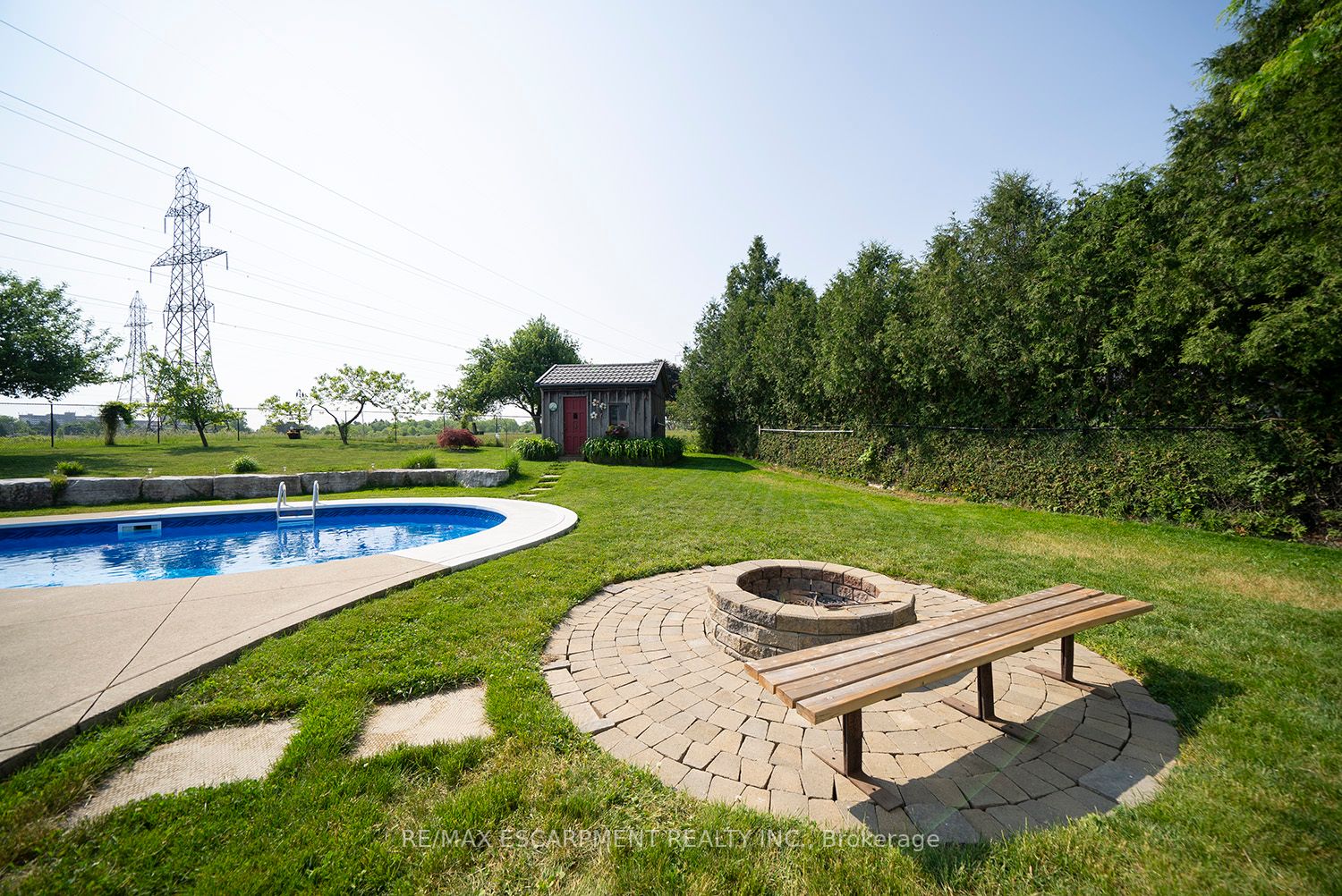 16 Sunflower Crescent