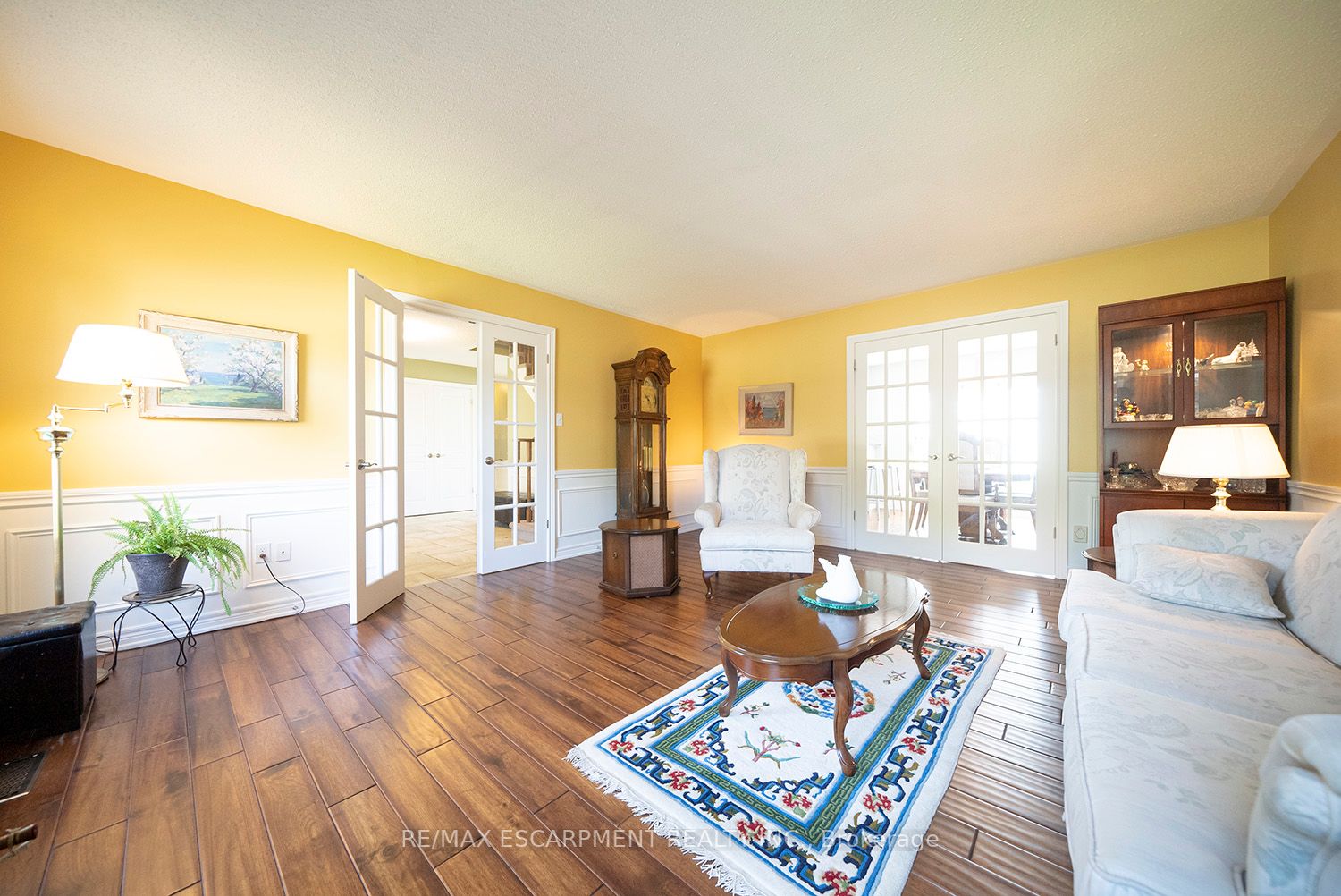 16 Sunflower Crescent