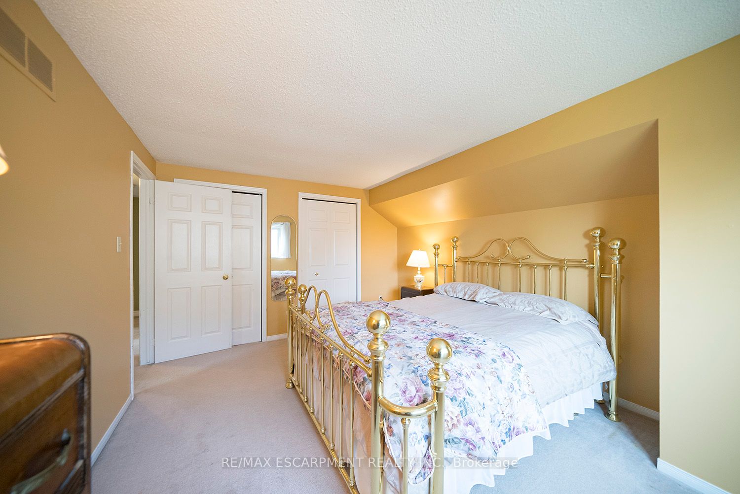 16 Sunflower Crescent