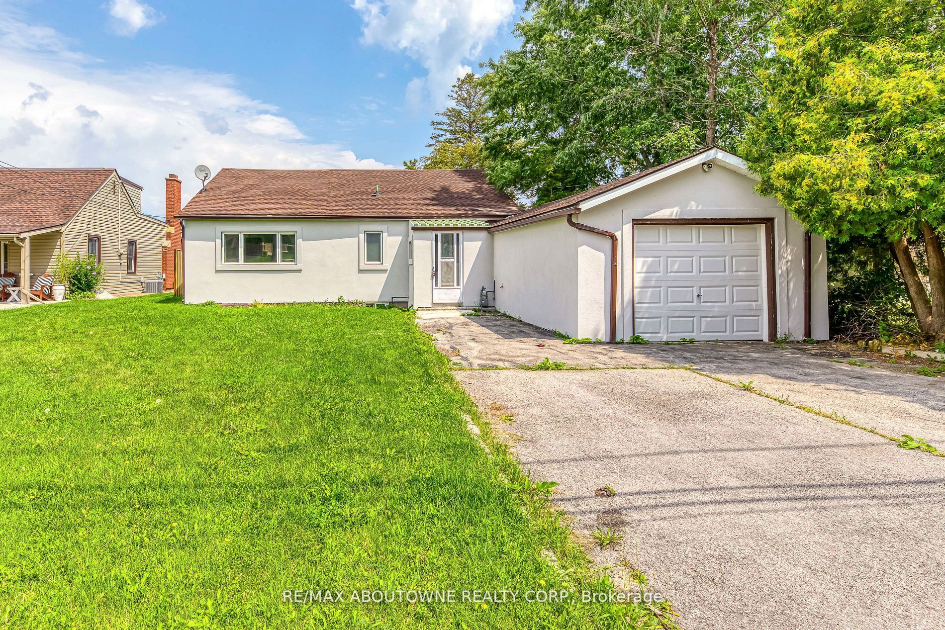 80 Seabreeze Cres