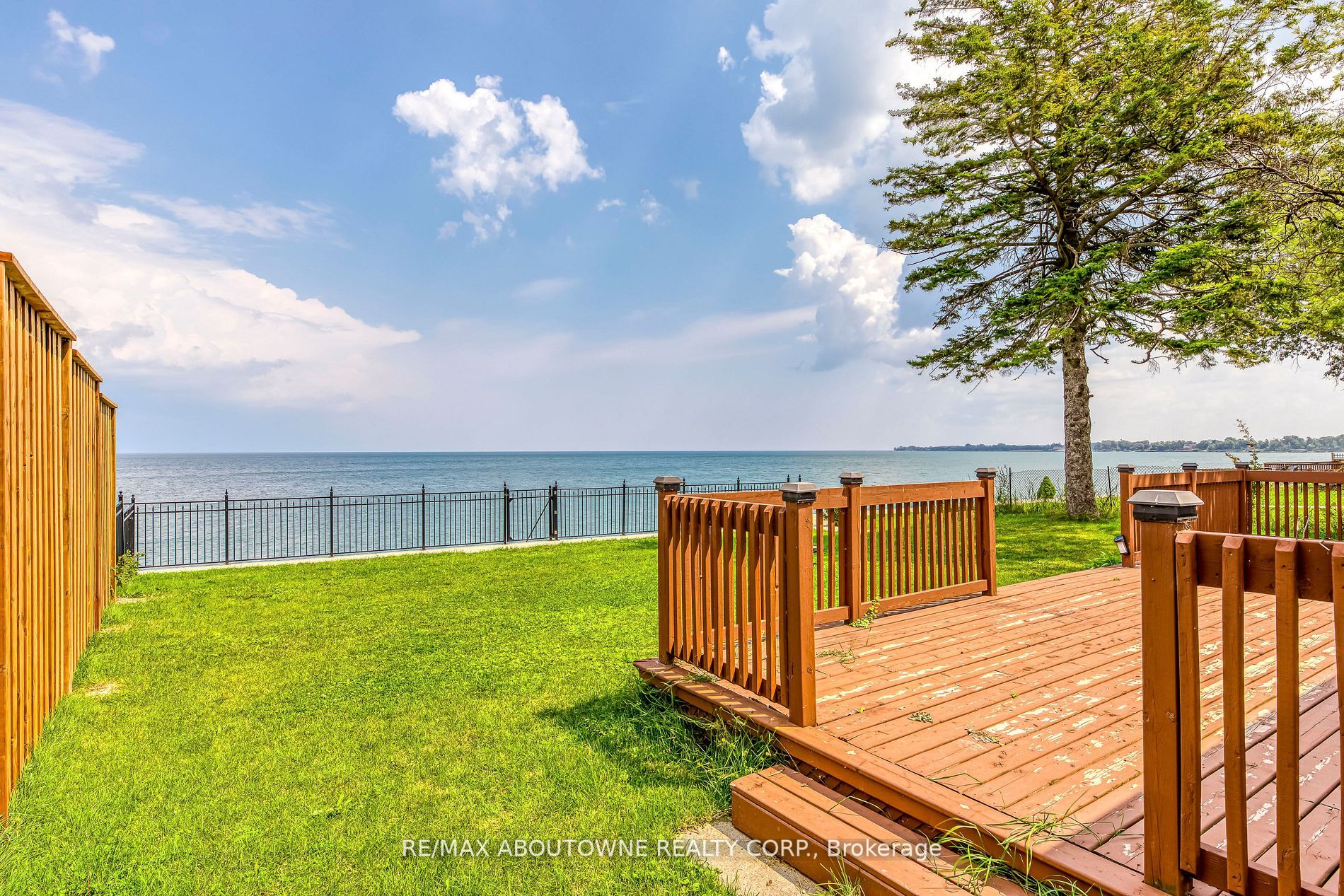 80 Seabreeze Cres