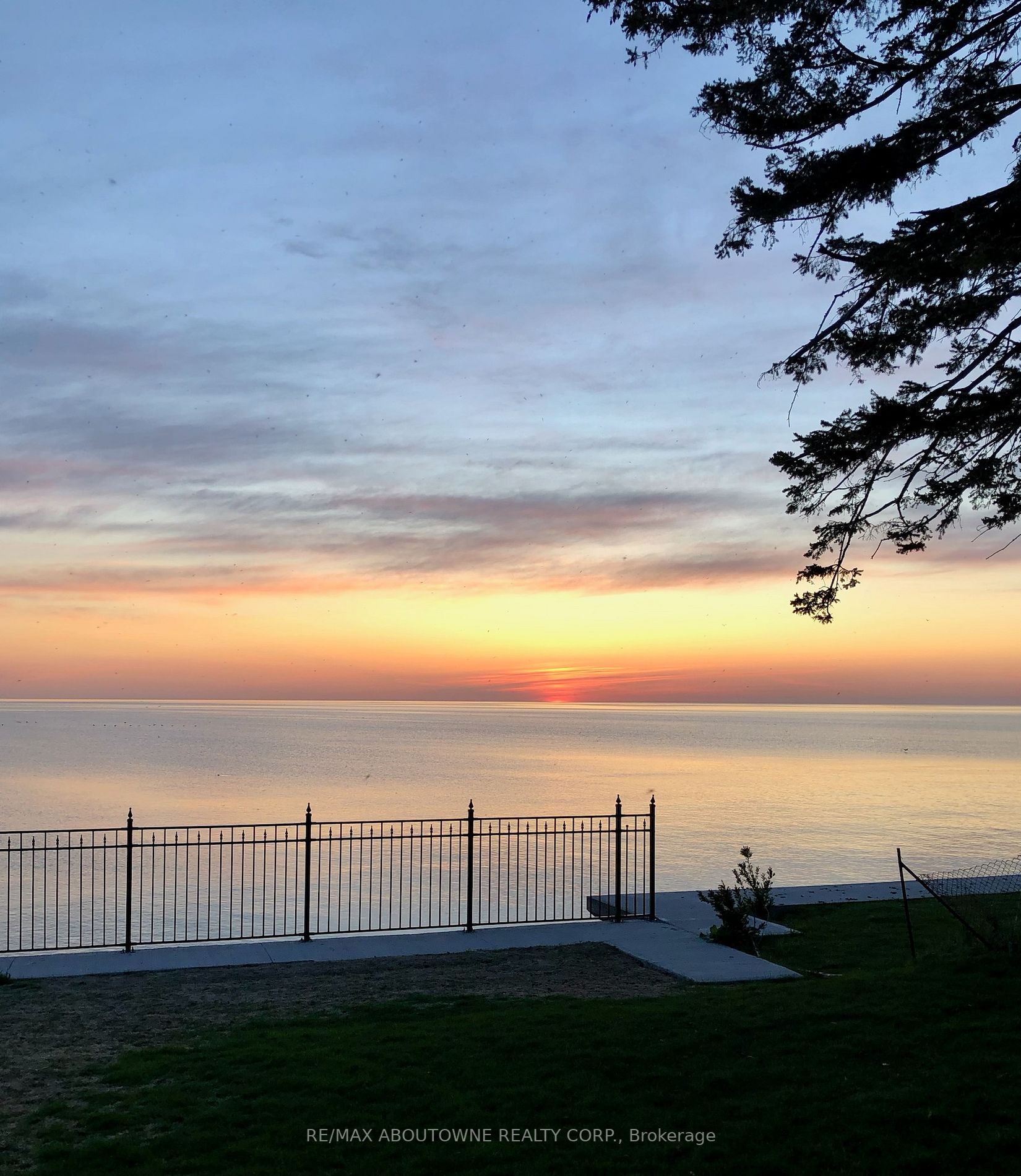 80 Seabreeze Cres