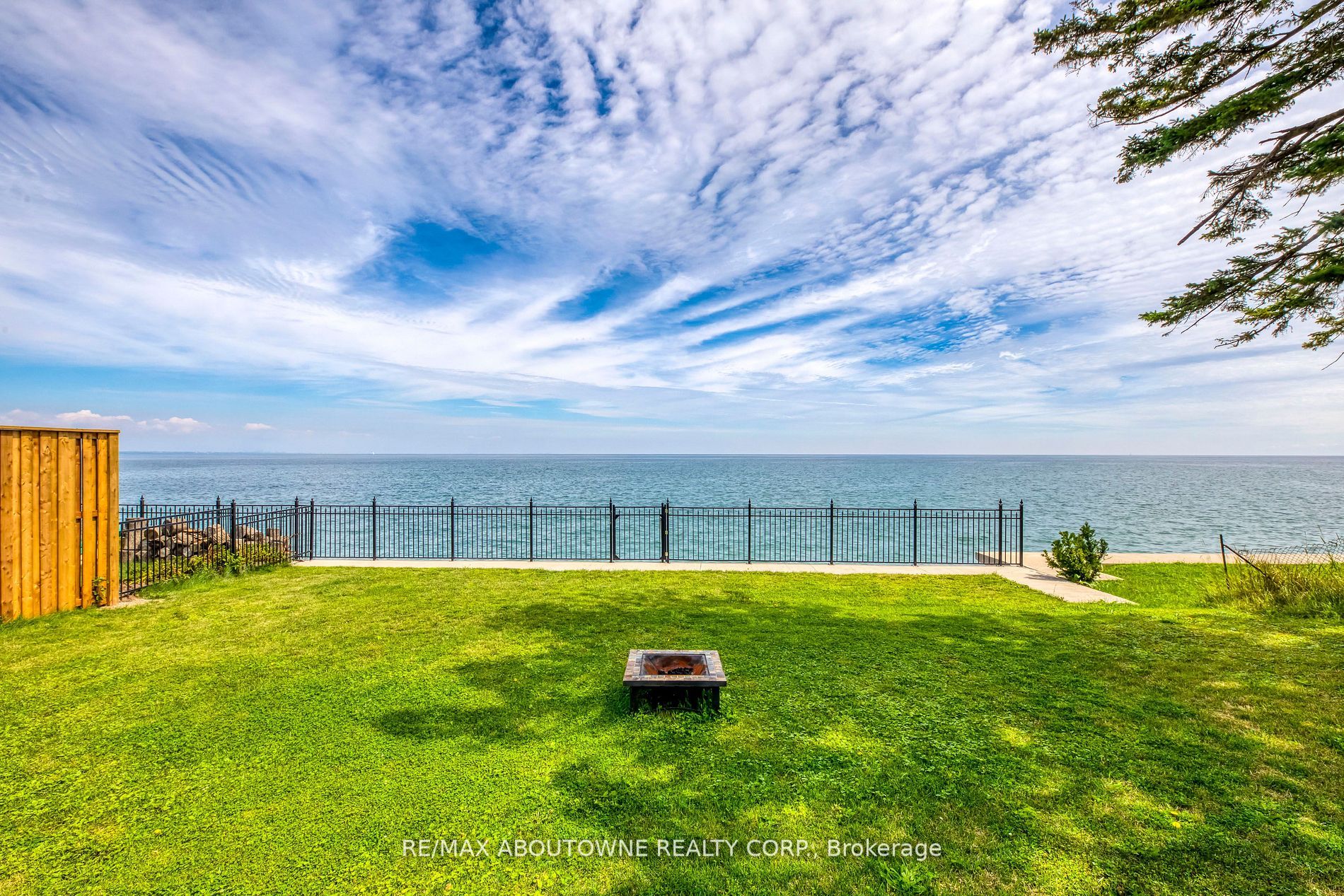 80 Seabreeze Cres