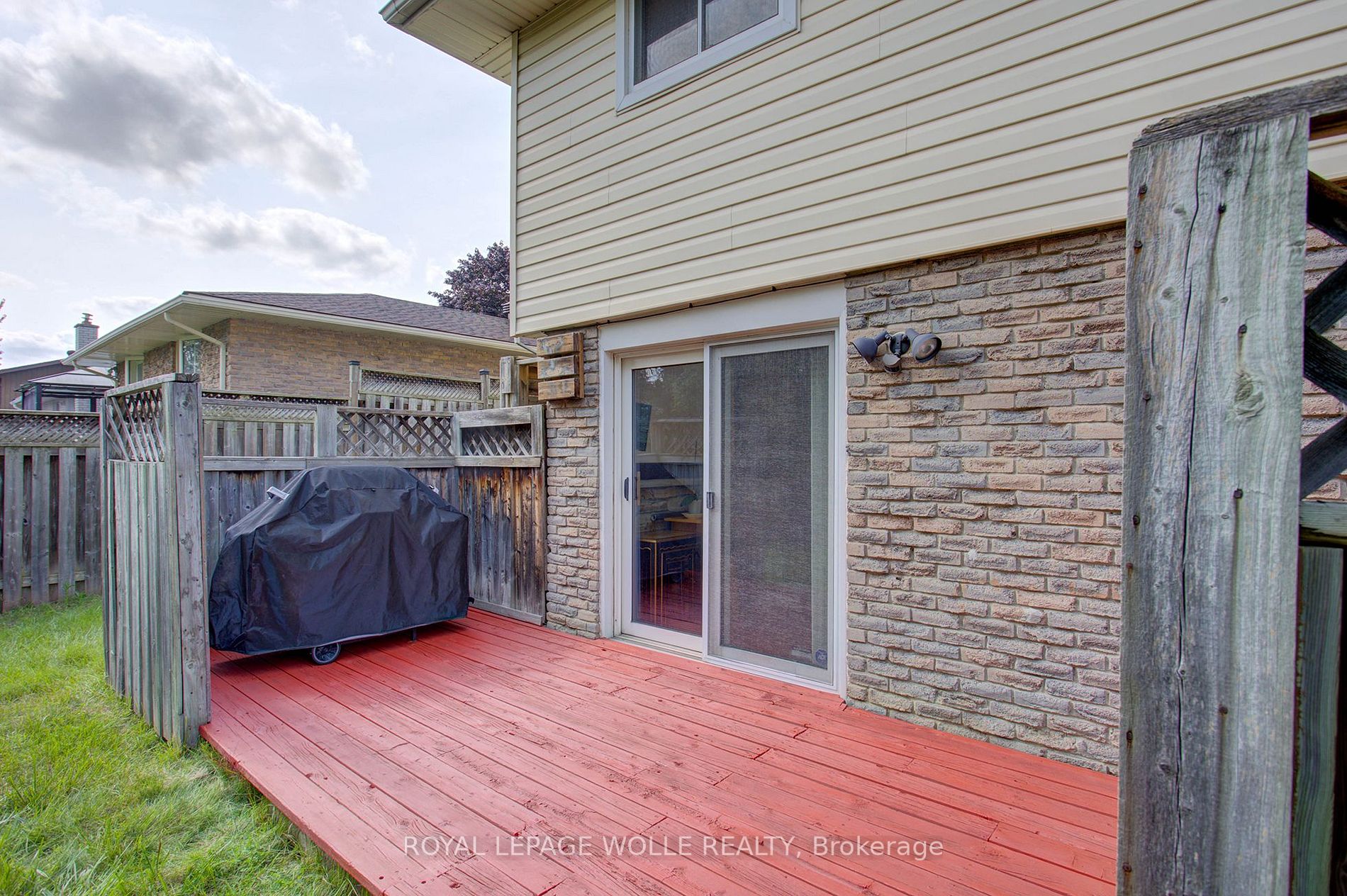 55 Lewis Crescent