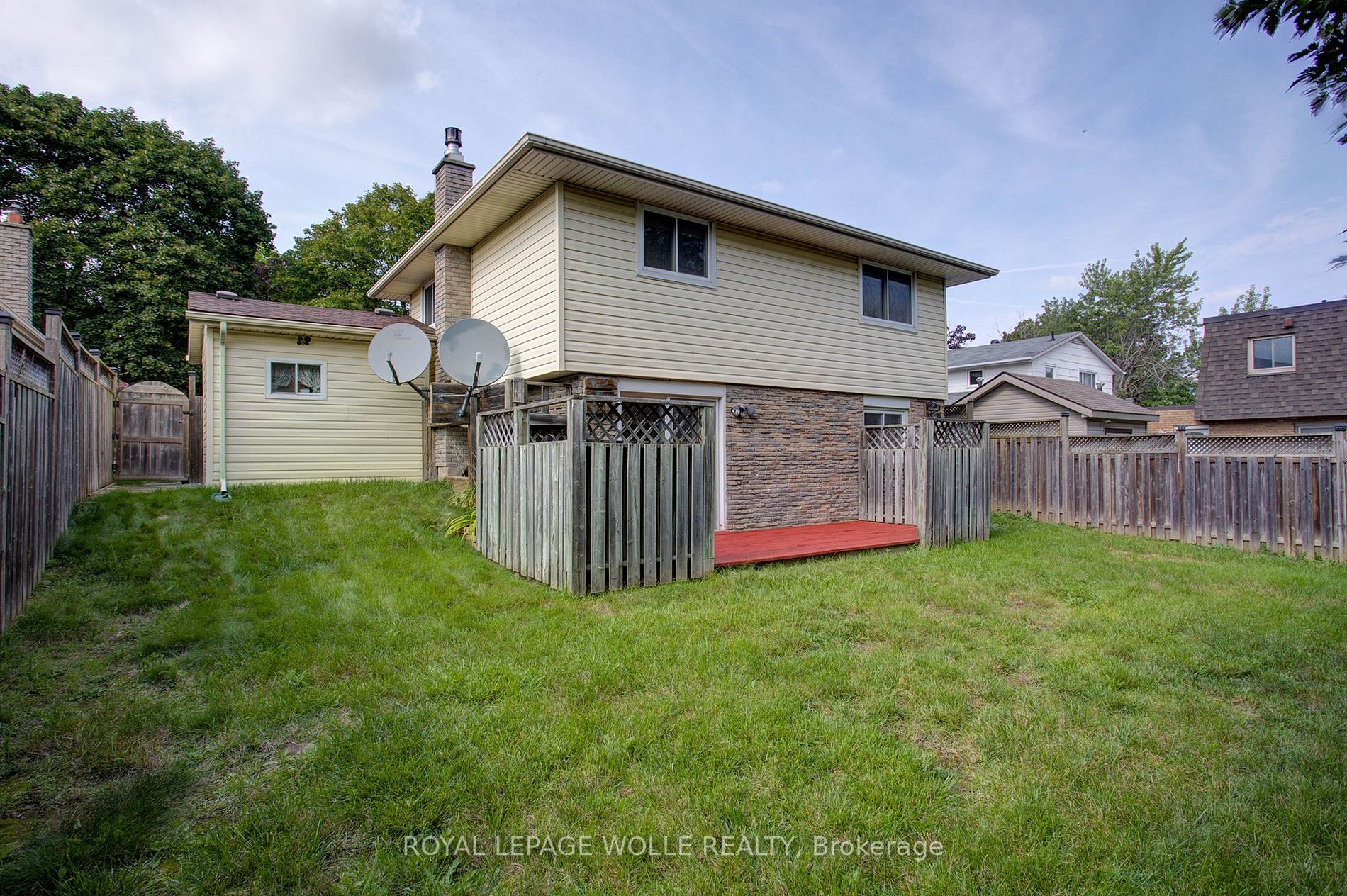55 Lewis Crescent