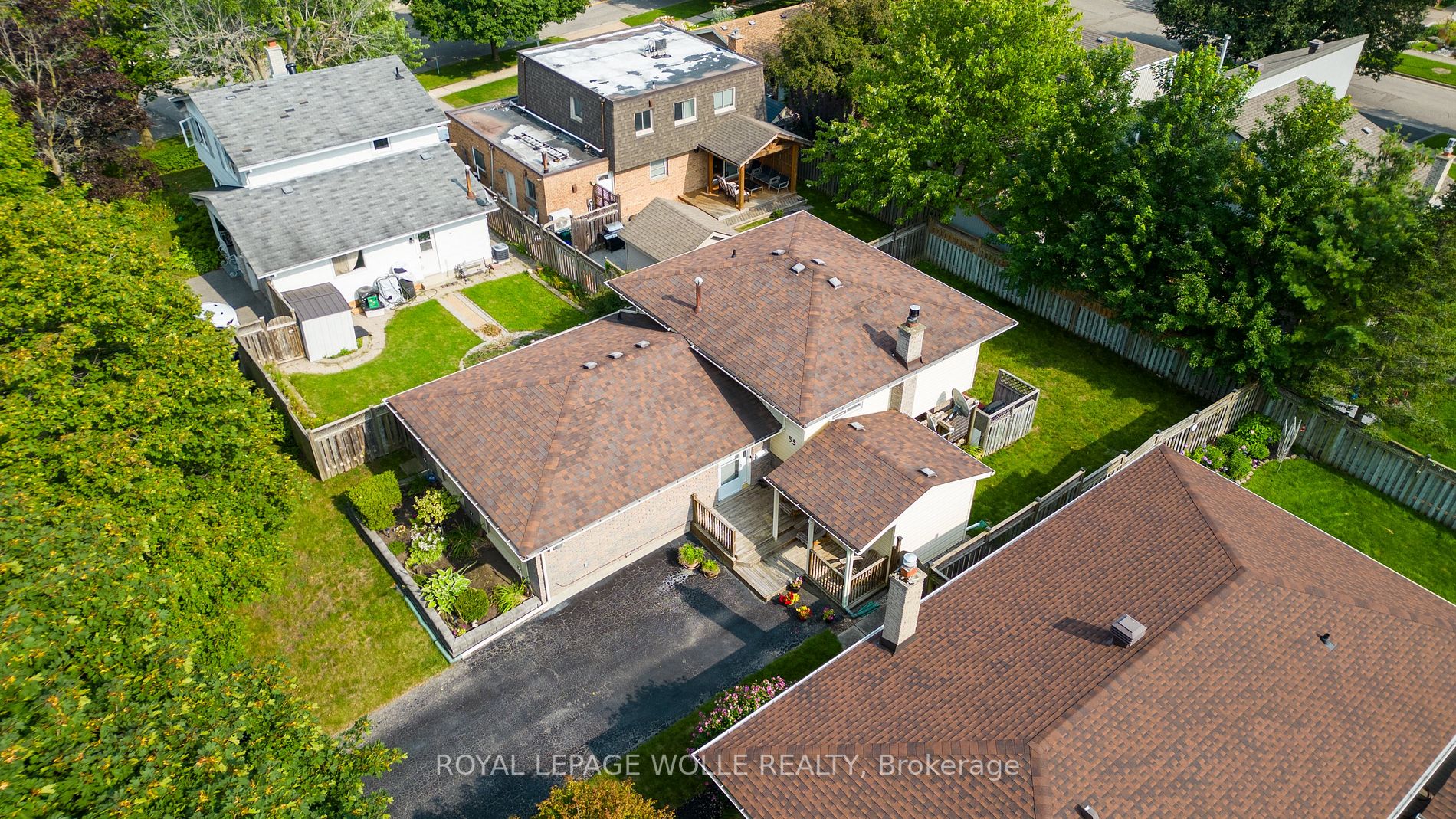 55 Lewis Crescent