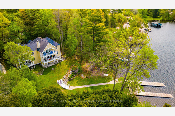 135 Abbey Lane, Gravenhurst