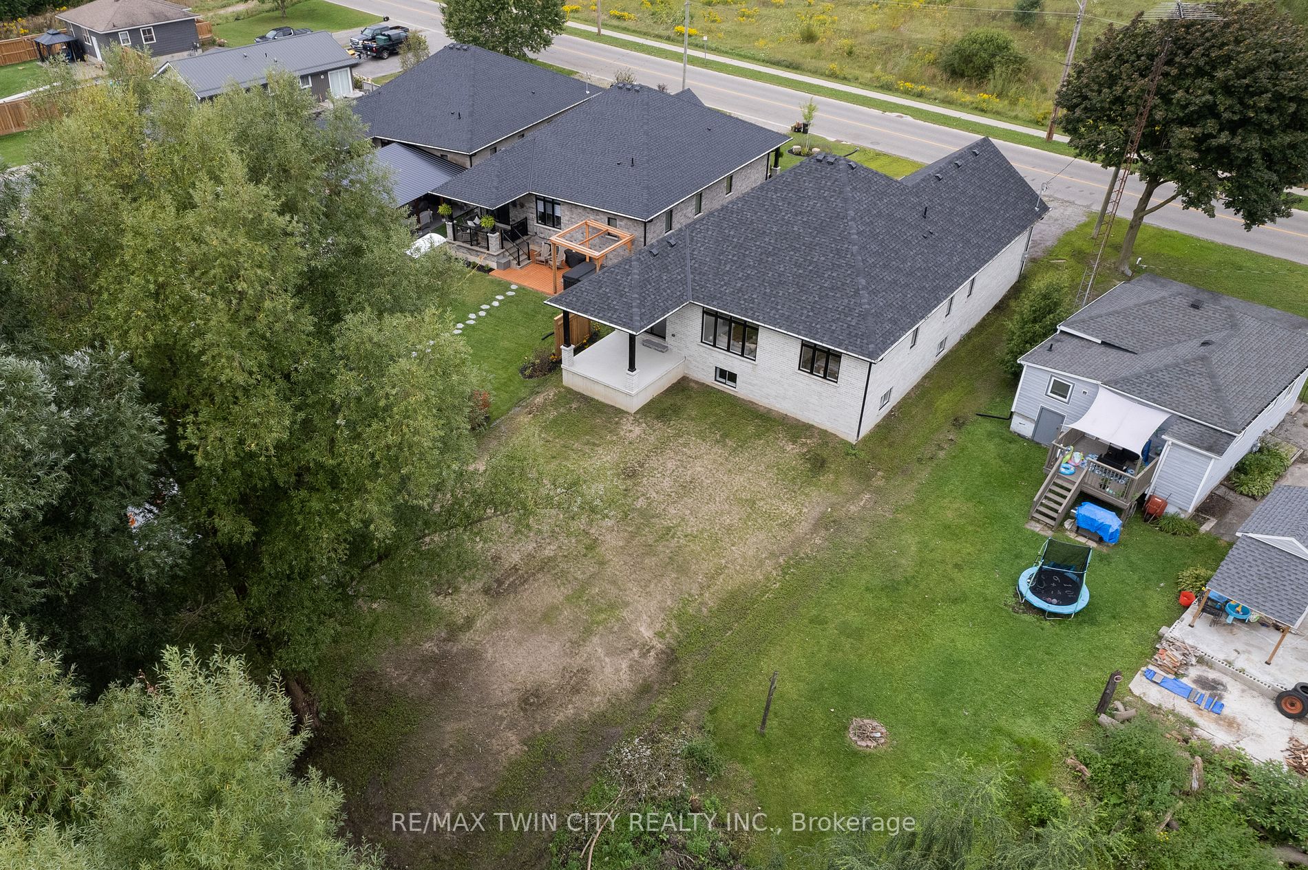 172A Mechanic St