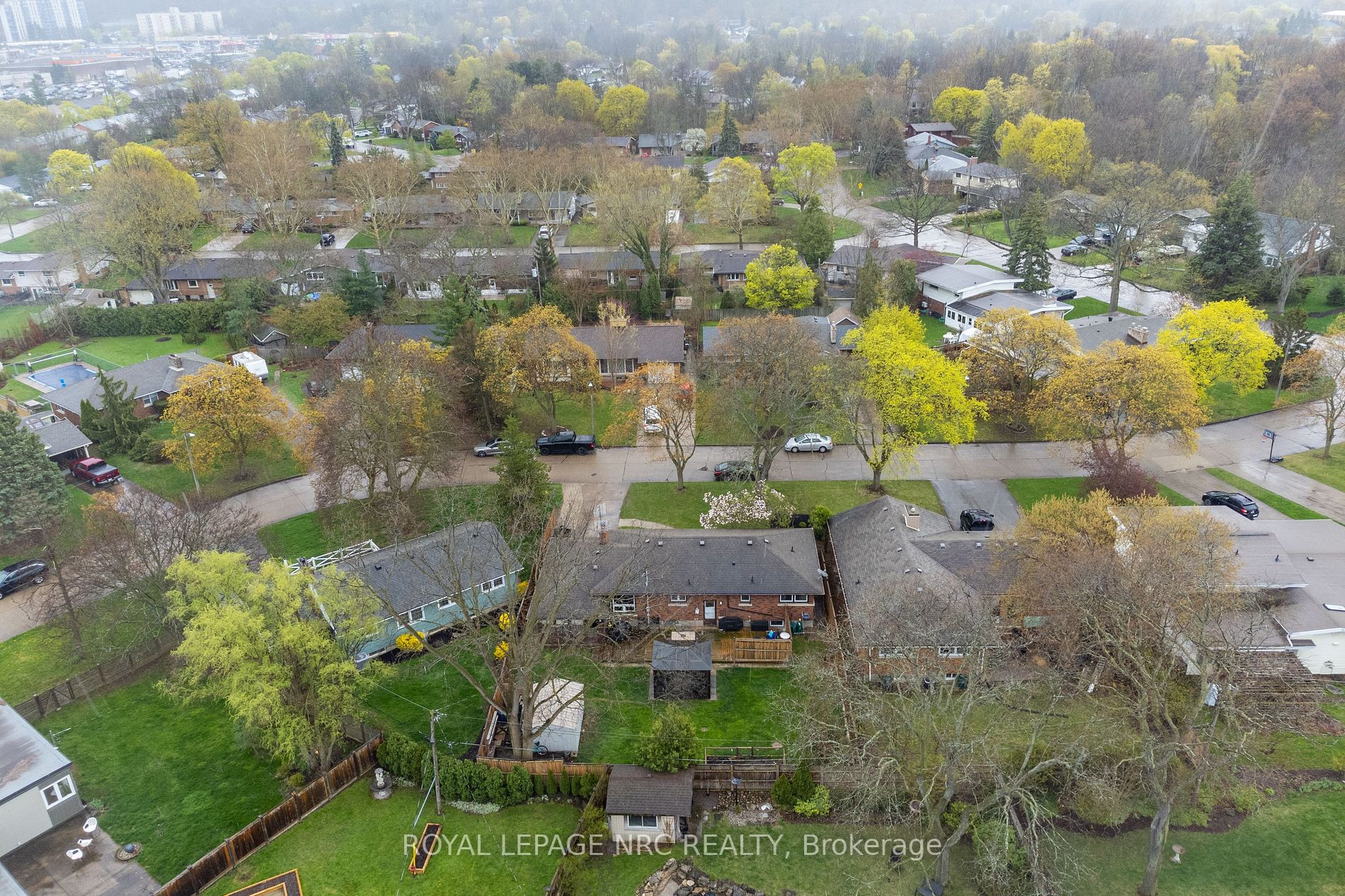 5 Northridge Ave