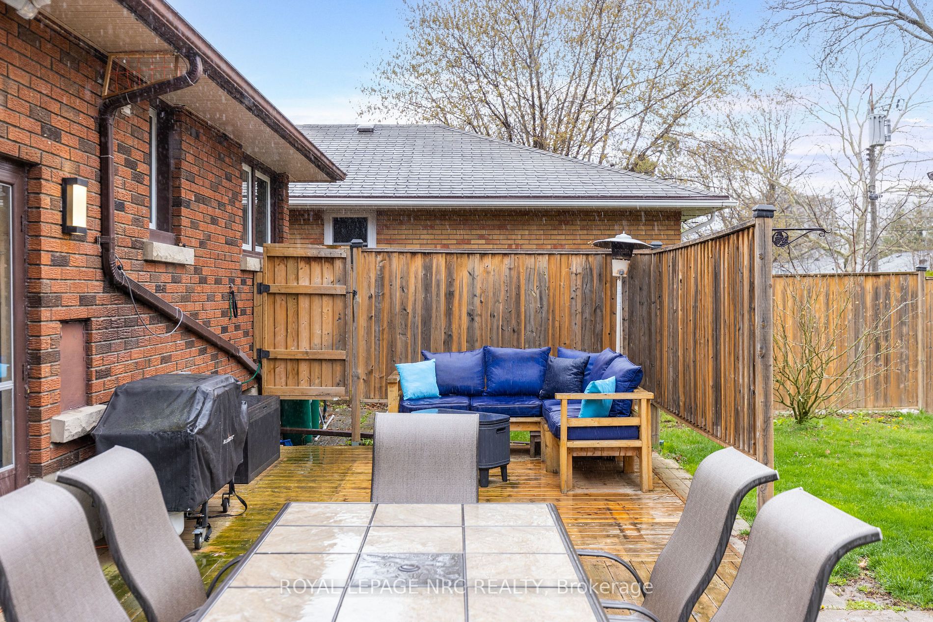5 Northridge Ave