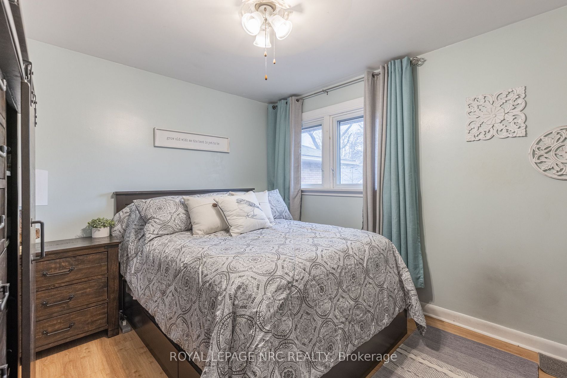 5 Northridge Ave