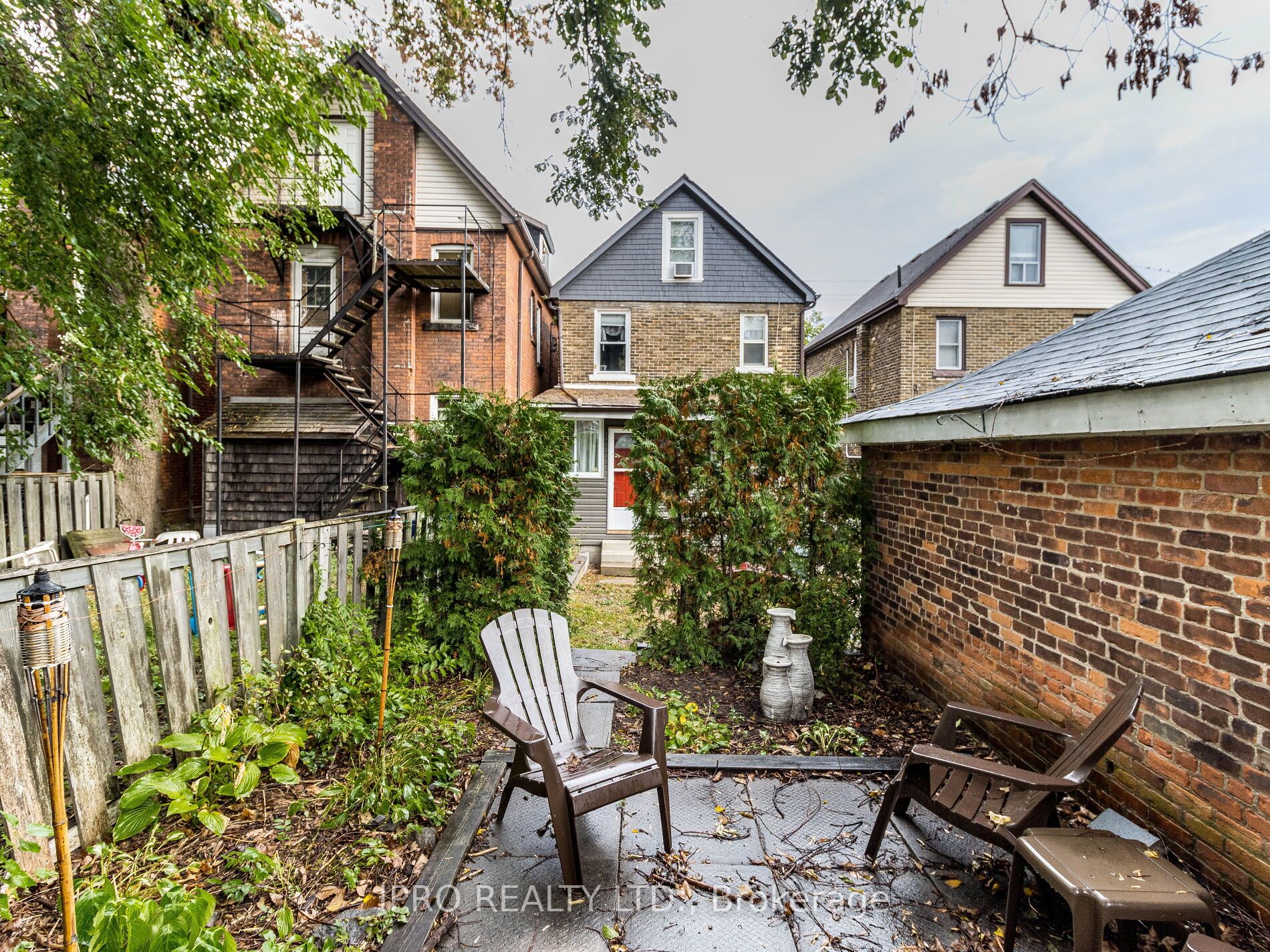 22 Delaware Ave