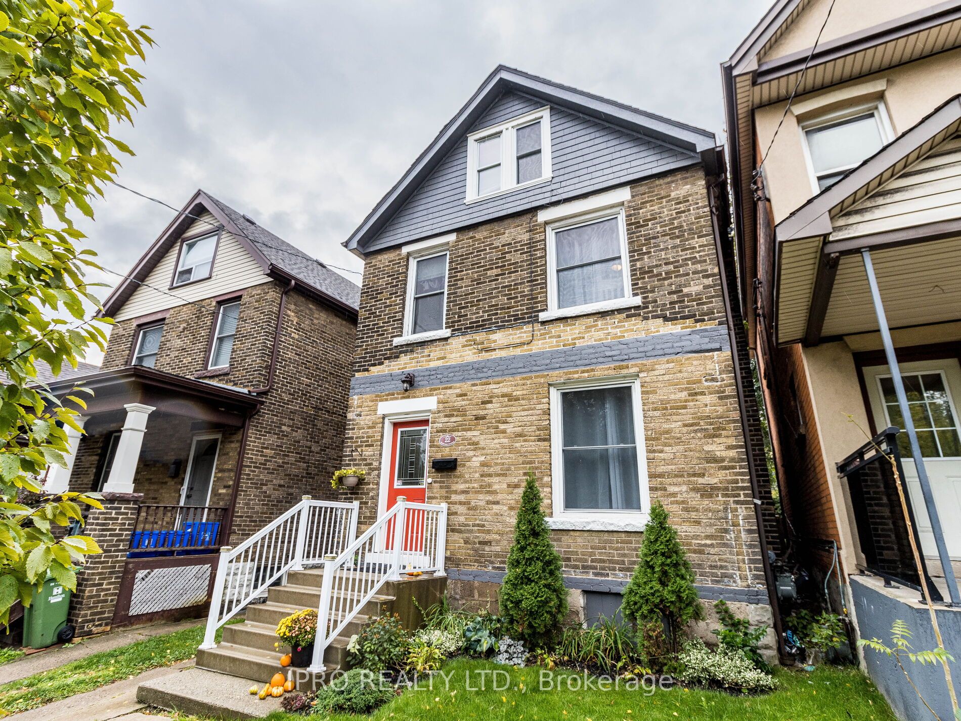 22 Delaware Ave