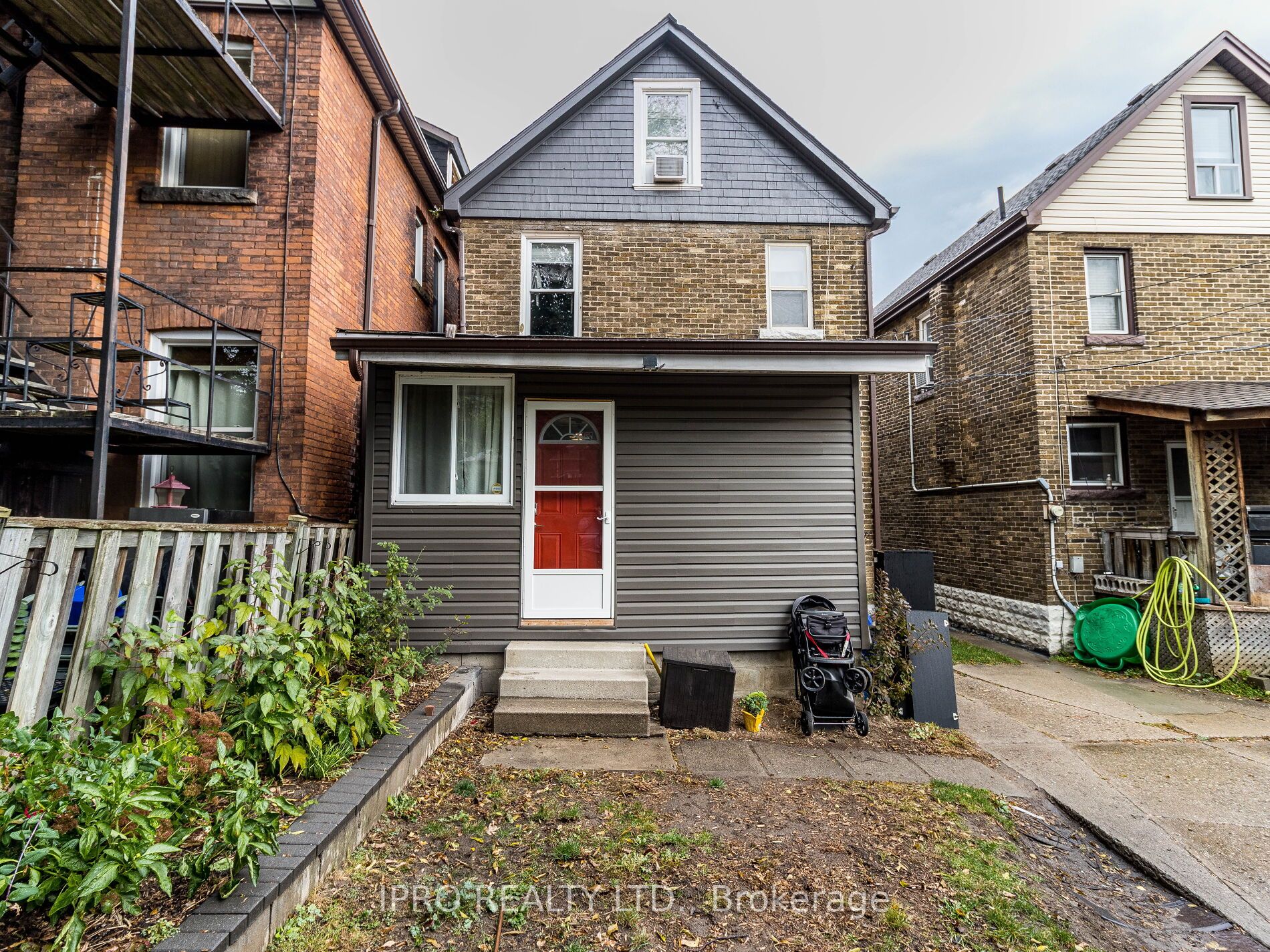 22 Delaware Ave