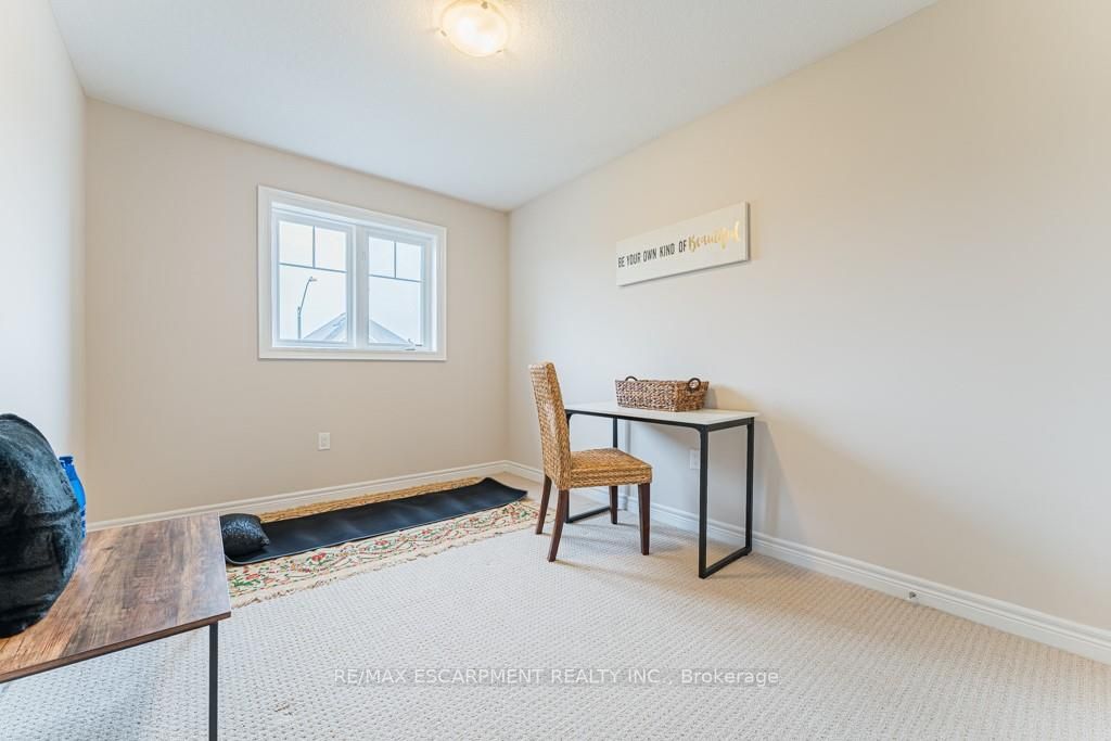 87 Sexton Cres