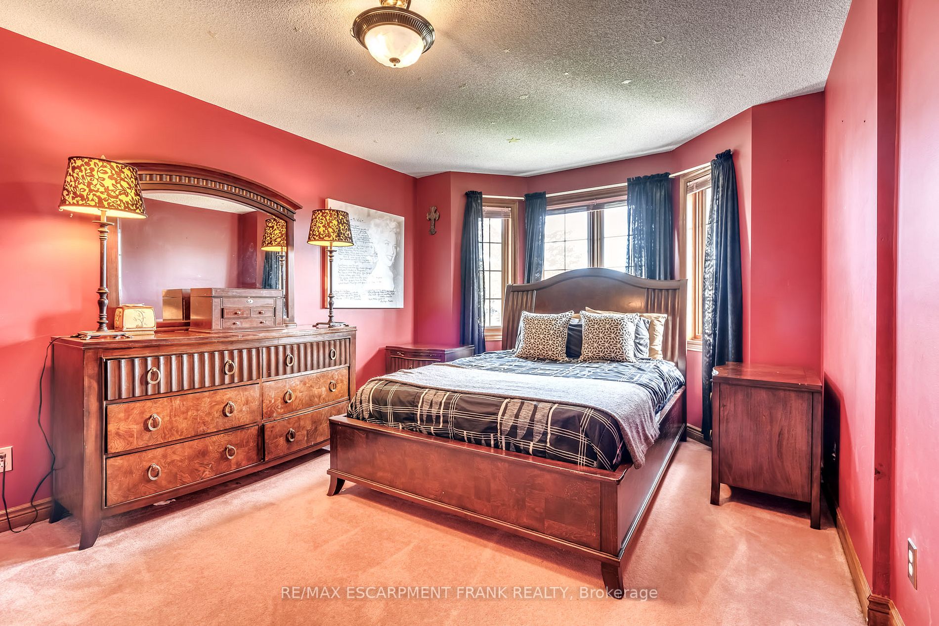 9 Sugarberry Crt