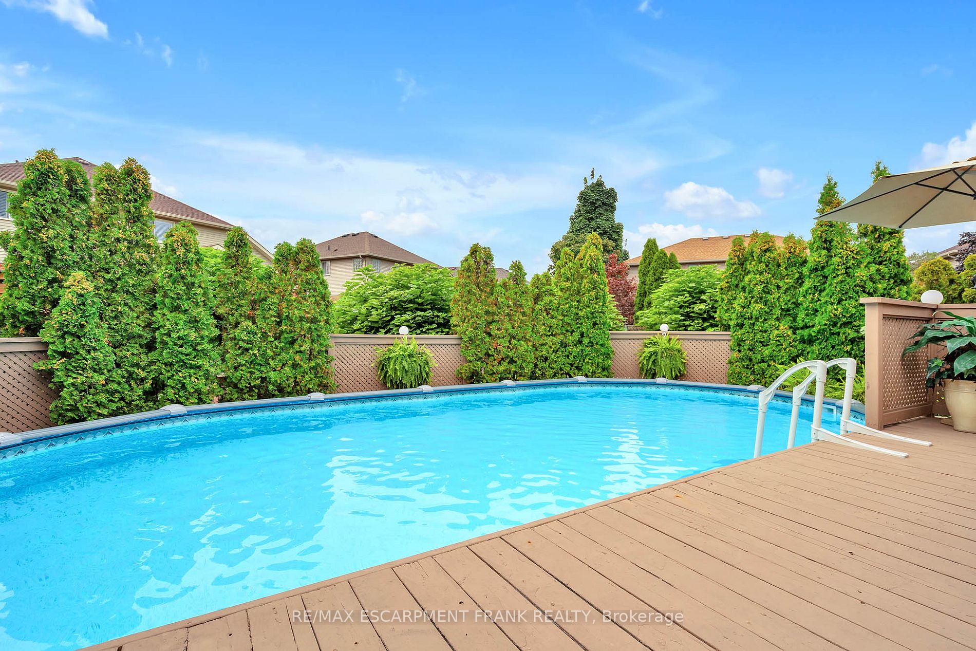 9 Sugarberry Crt